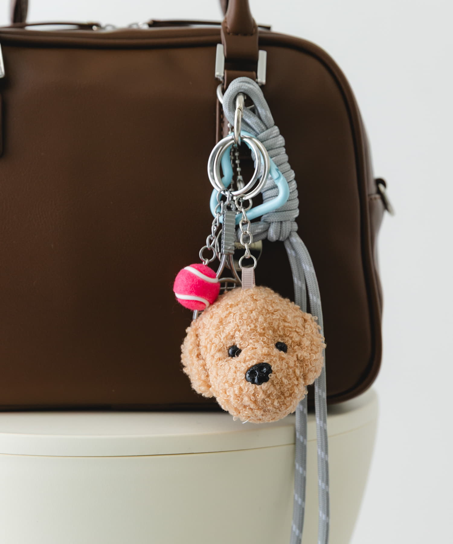 BROWN②