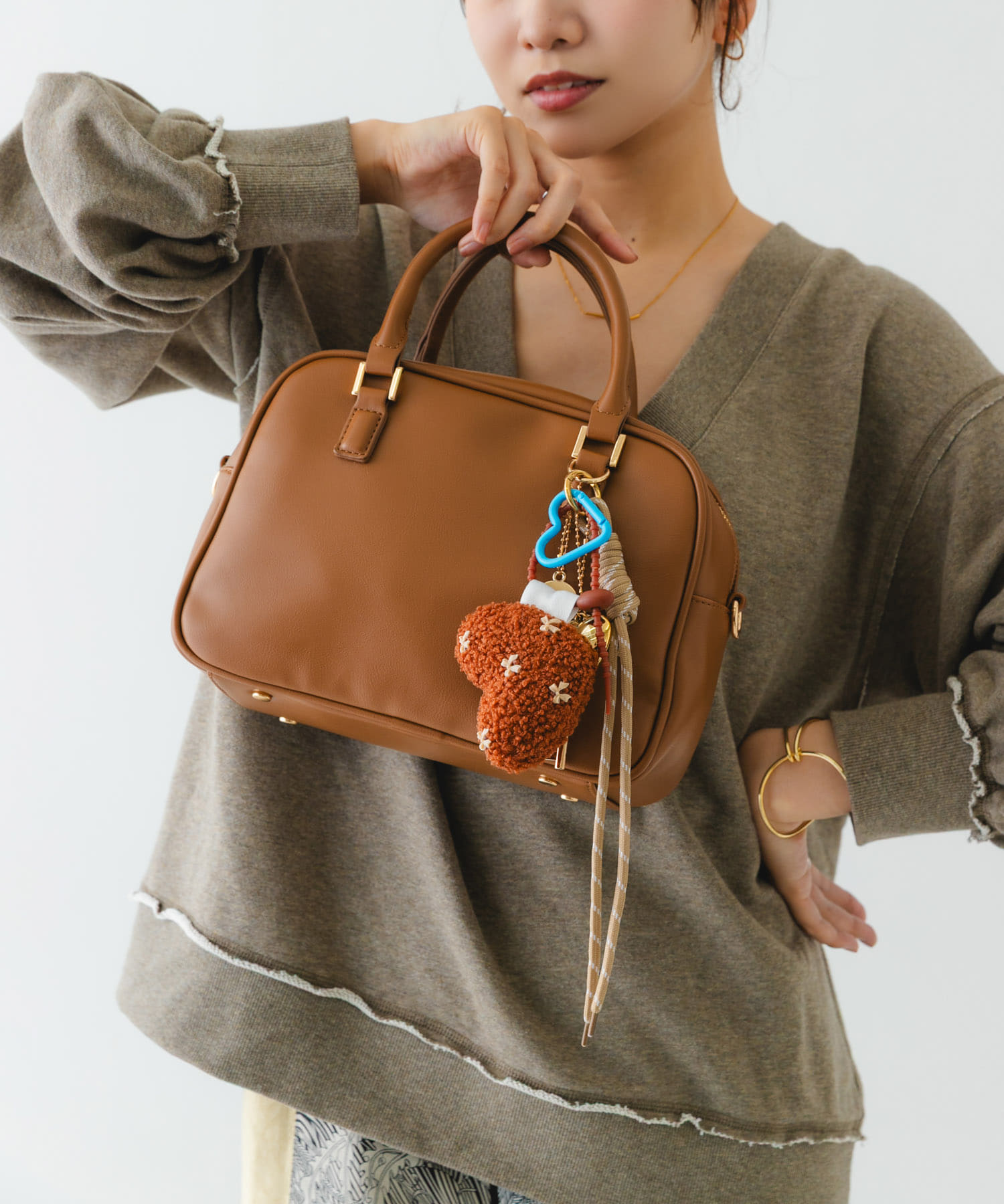 チャームセットボストンバッグ CAMEL one