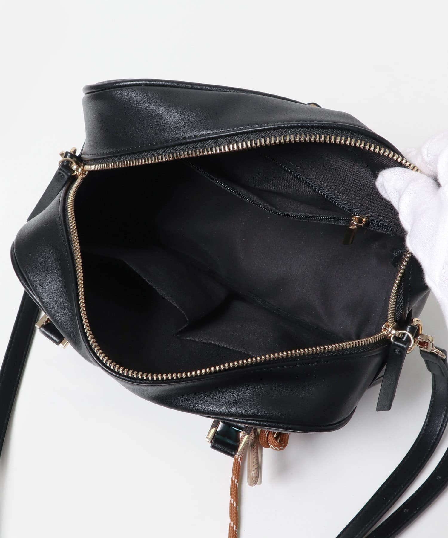 チャームセットボストンバッグ BLACK one