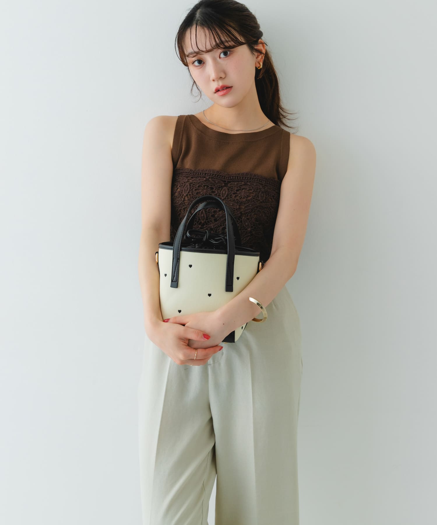 『WEB/一部店舗限定カラー』刺繍バケツバッグ BLACK one