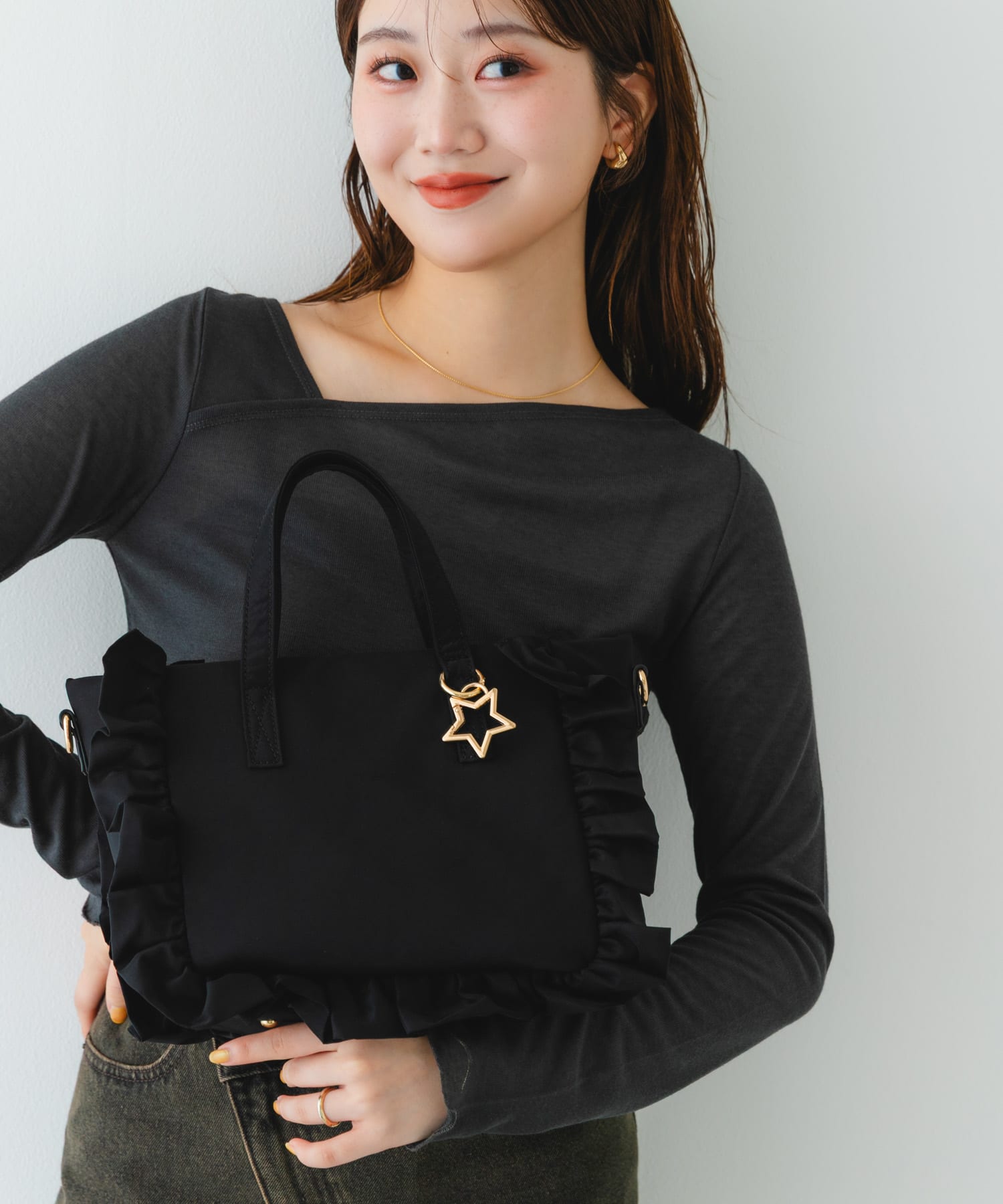 スターチャームフリルトートバッグ BLACK one