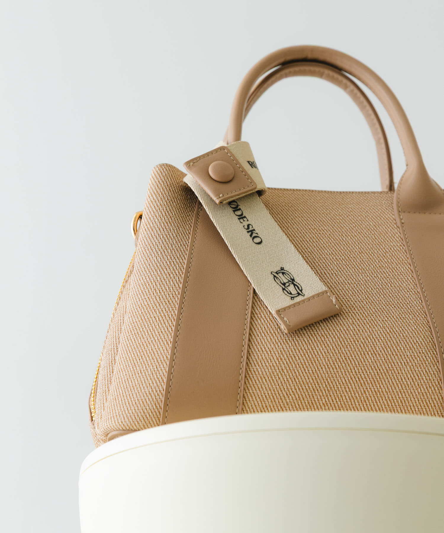 ロゴリボン付2WAYハンドバッグ BEGxBEG one