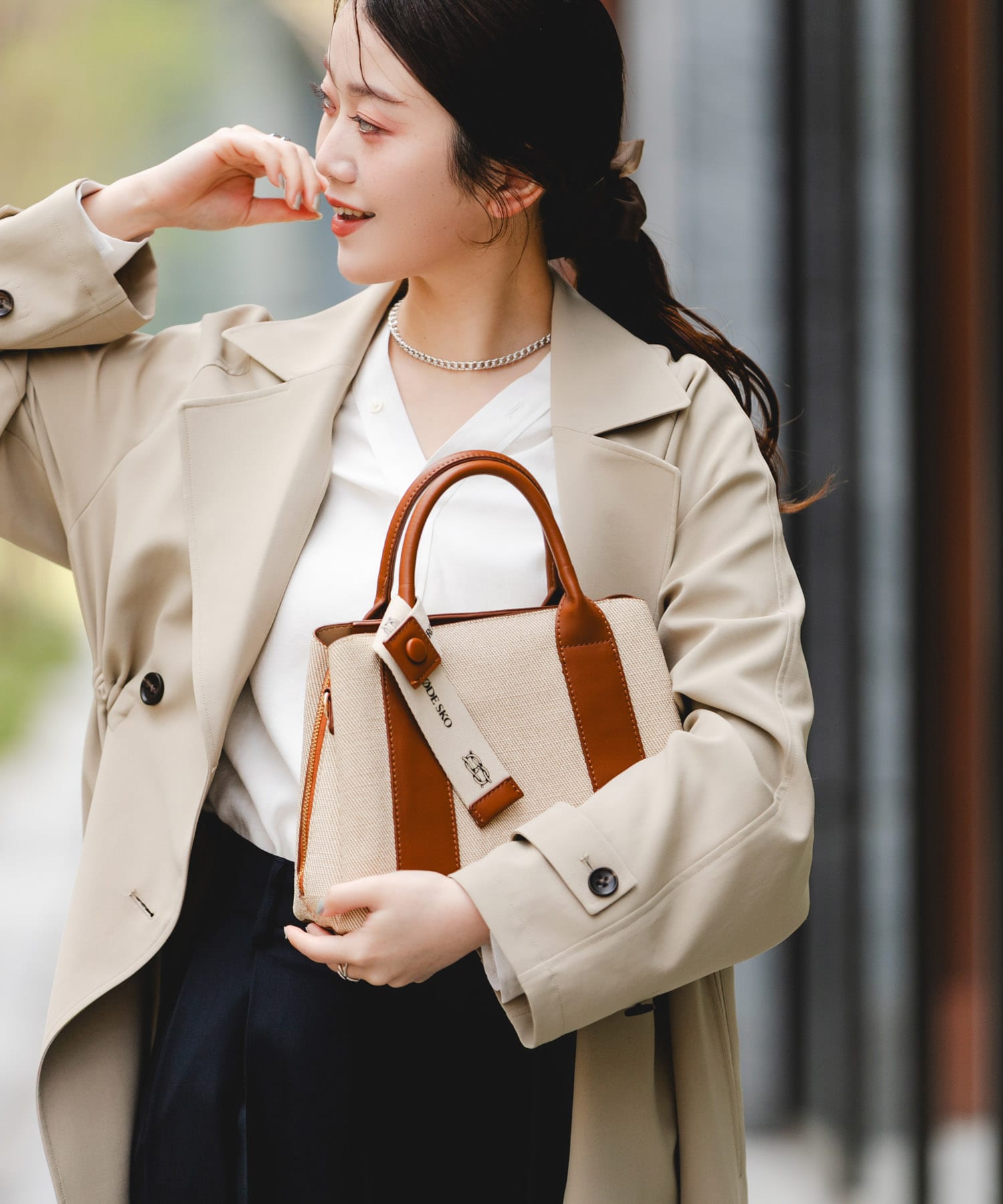 『Mサイズ』ロゴリボン付2WAYハンドバッグ