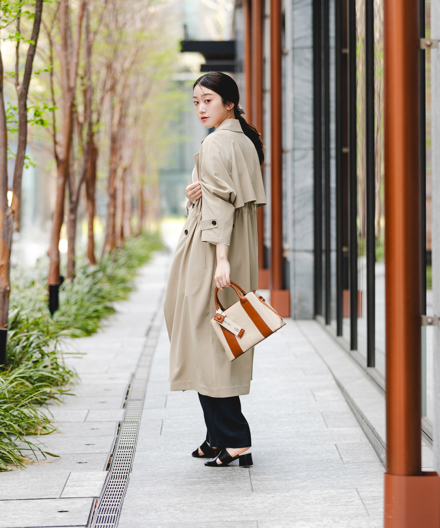 『Mサイズ』ロゴリボン付2WAYハンドバッグ OFFxCML one