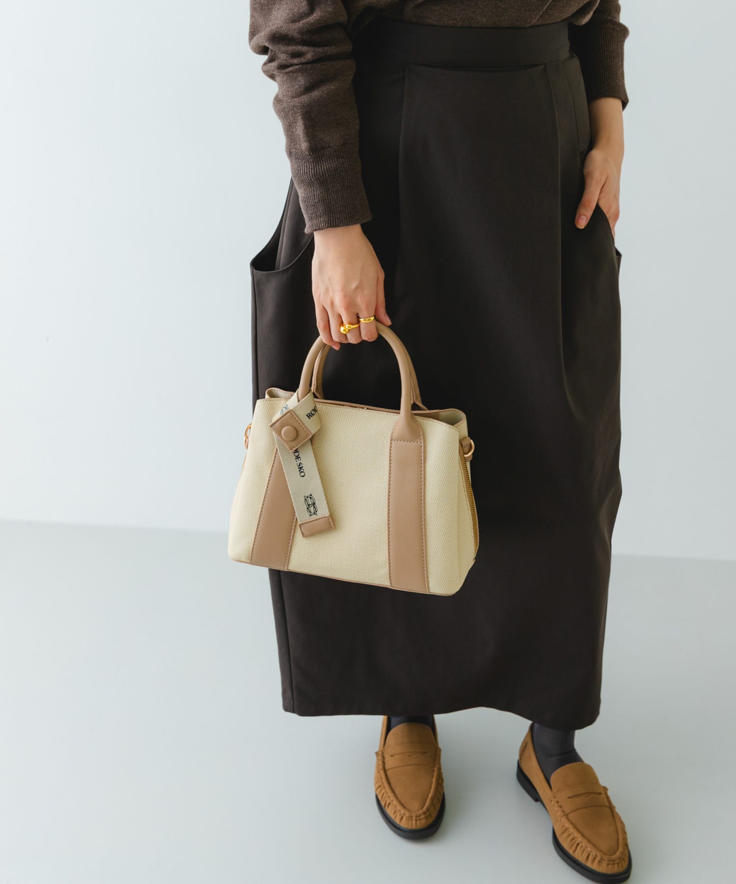 『Mサイズ』ロゴリボン付2WAYハンドバッグ IVORYxBEG one