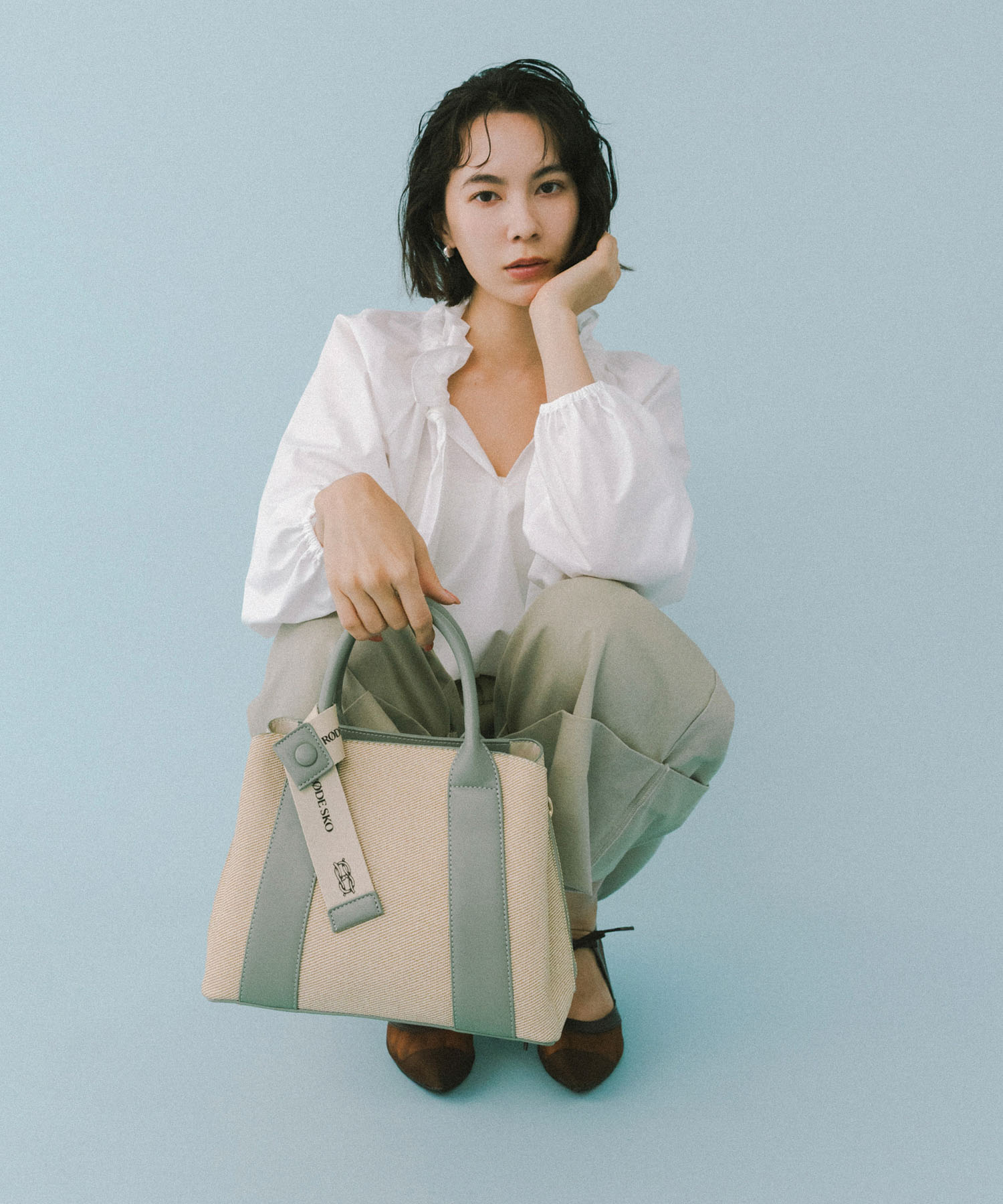 ロゴリボン付2WAYハンドバッグ