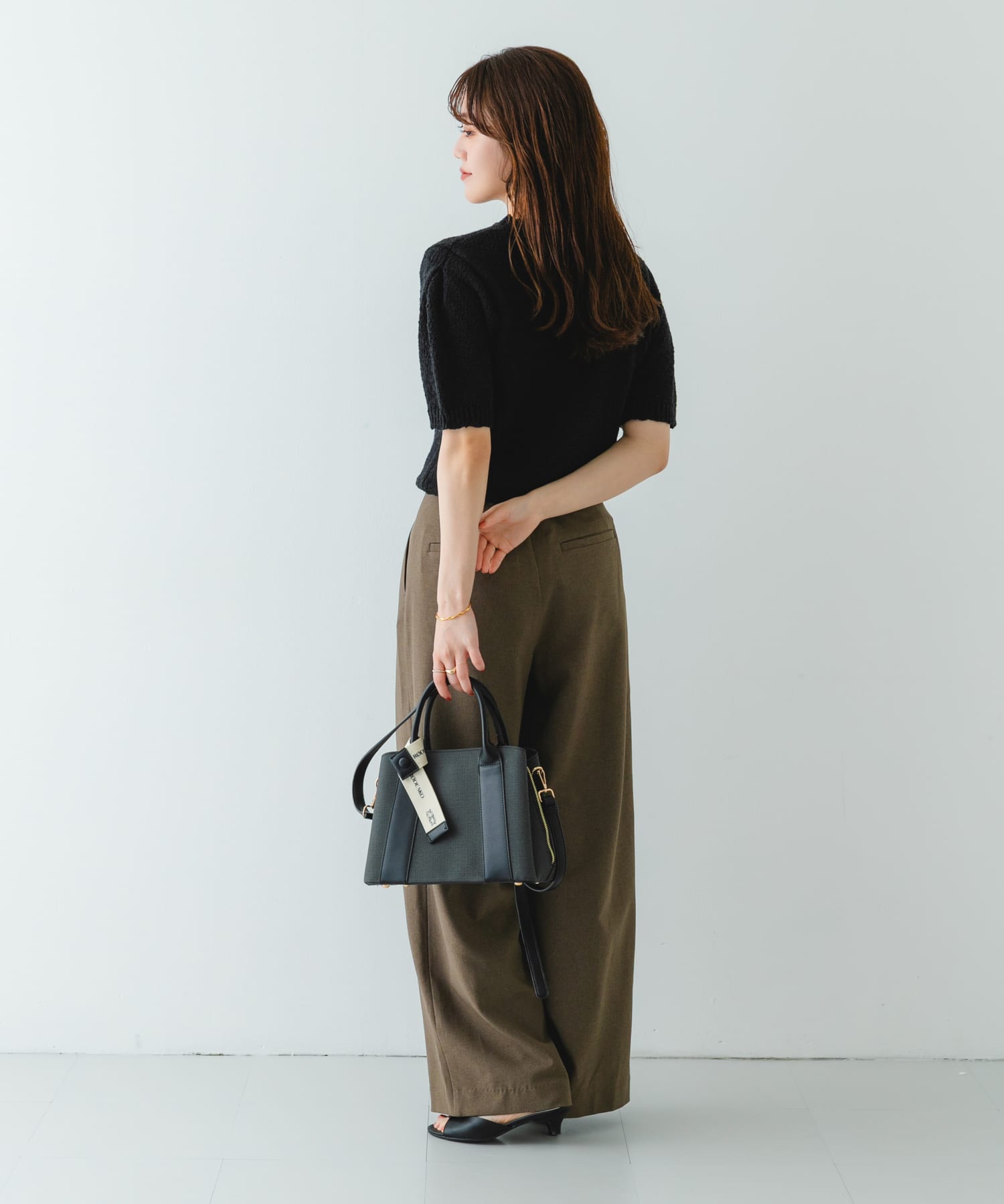 ロゴリボン付2WAYハンドバッグ BLKxBLK one