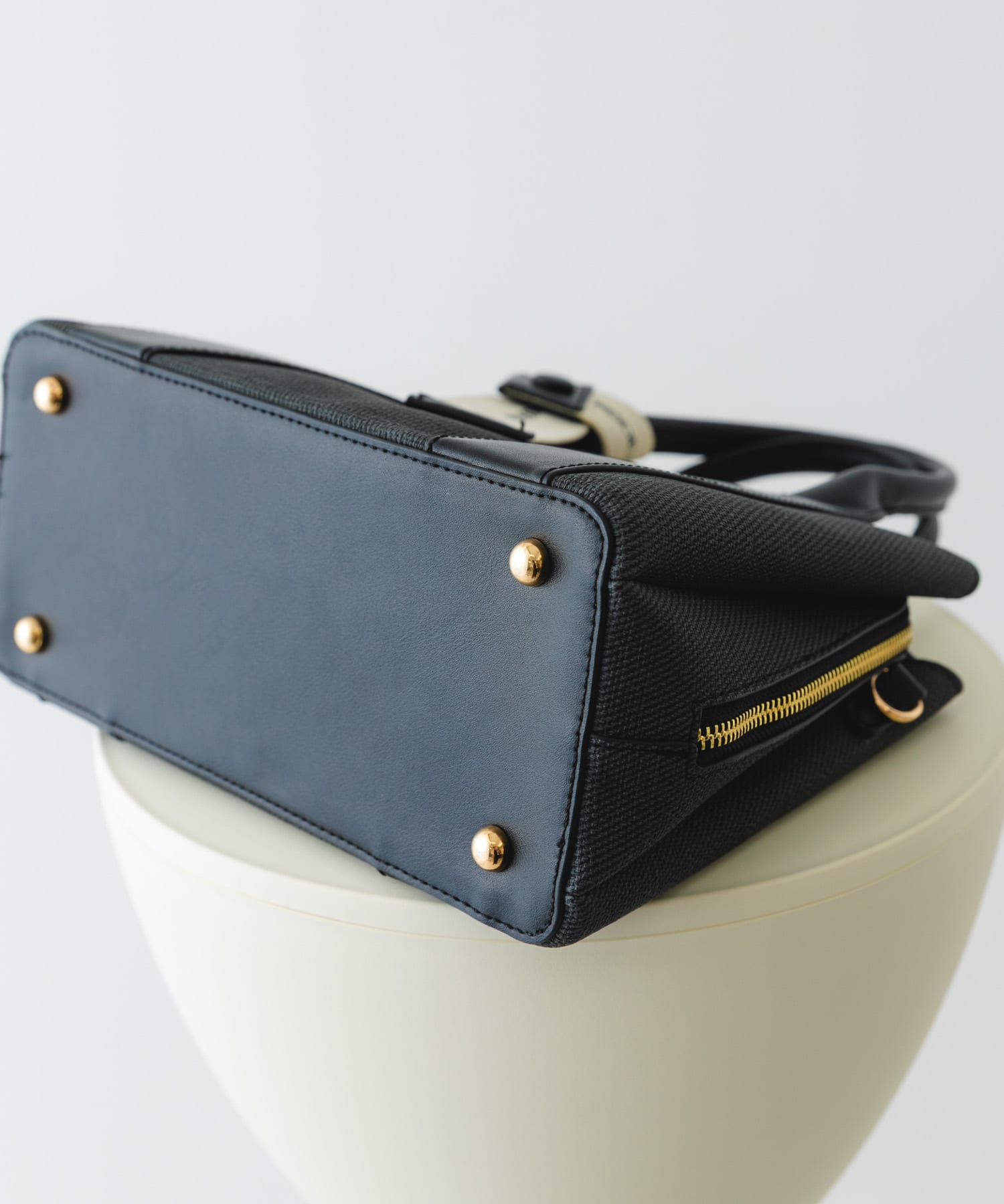 ロゴリボン付2WAYハンドバッグ BLKxBLK one