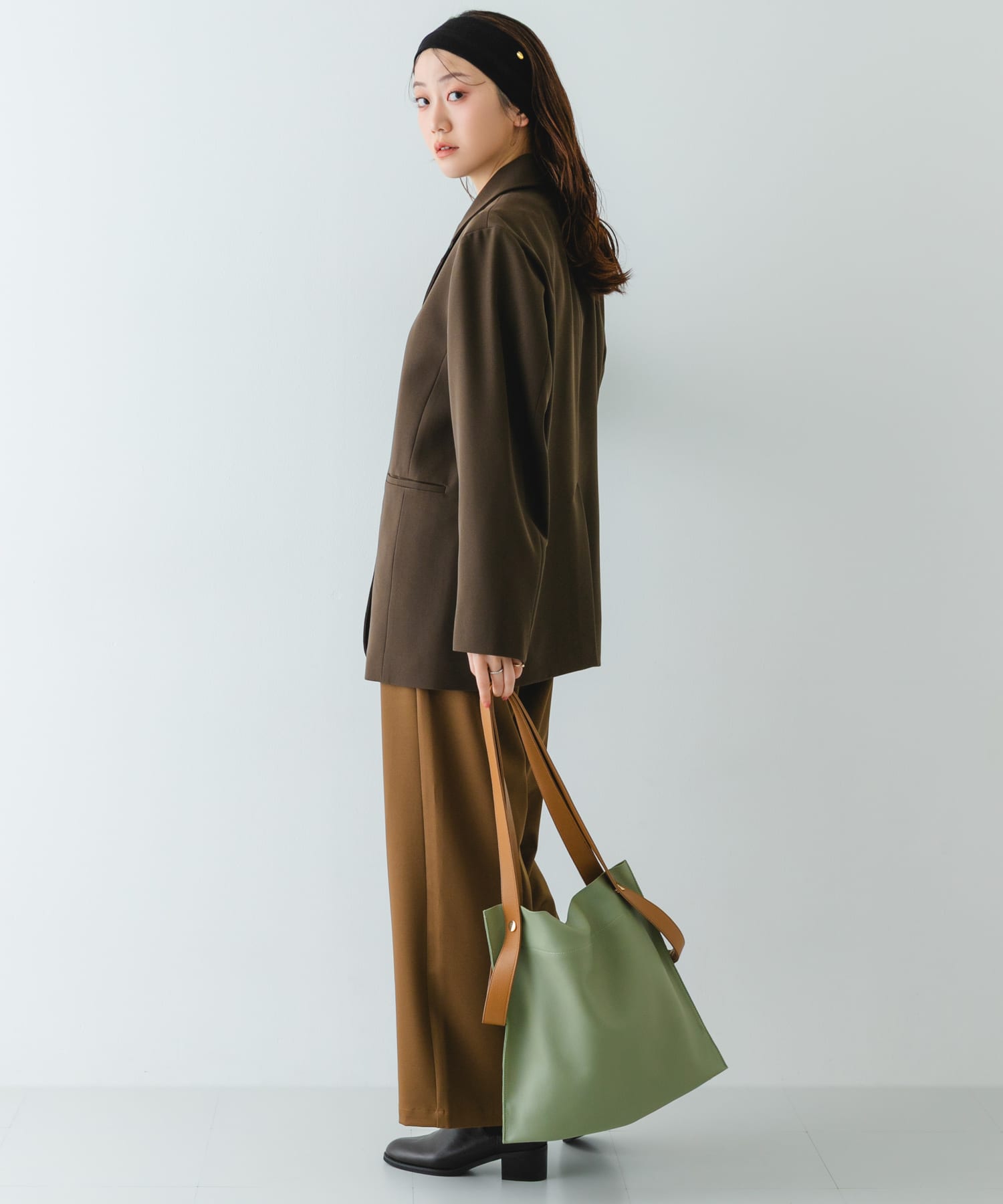 『一部別注カラー』BEAURE　カウレザー2デザインベルトバッグ PISTxCML one