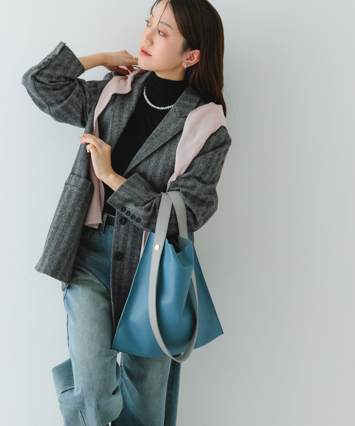 『一部別注カラー』BEAURE　カウレザー2デザインベルトバッグ SAXxGRAY one