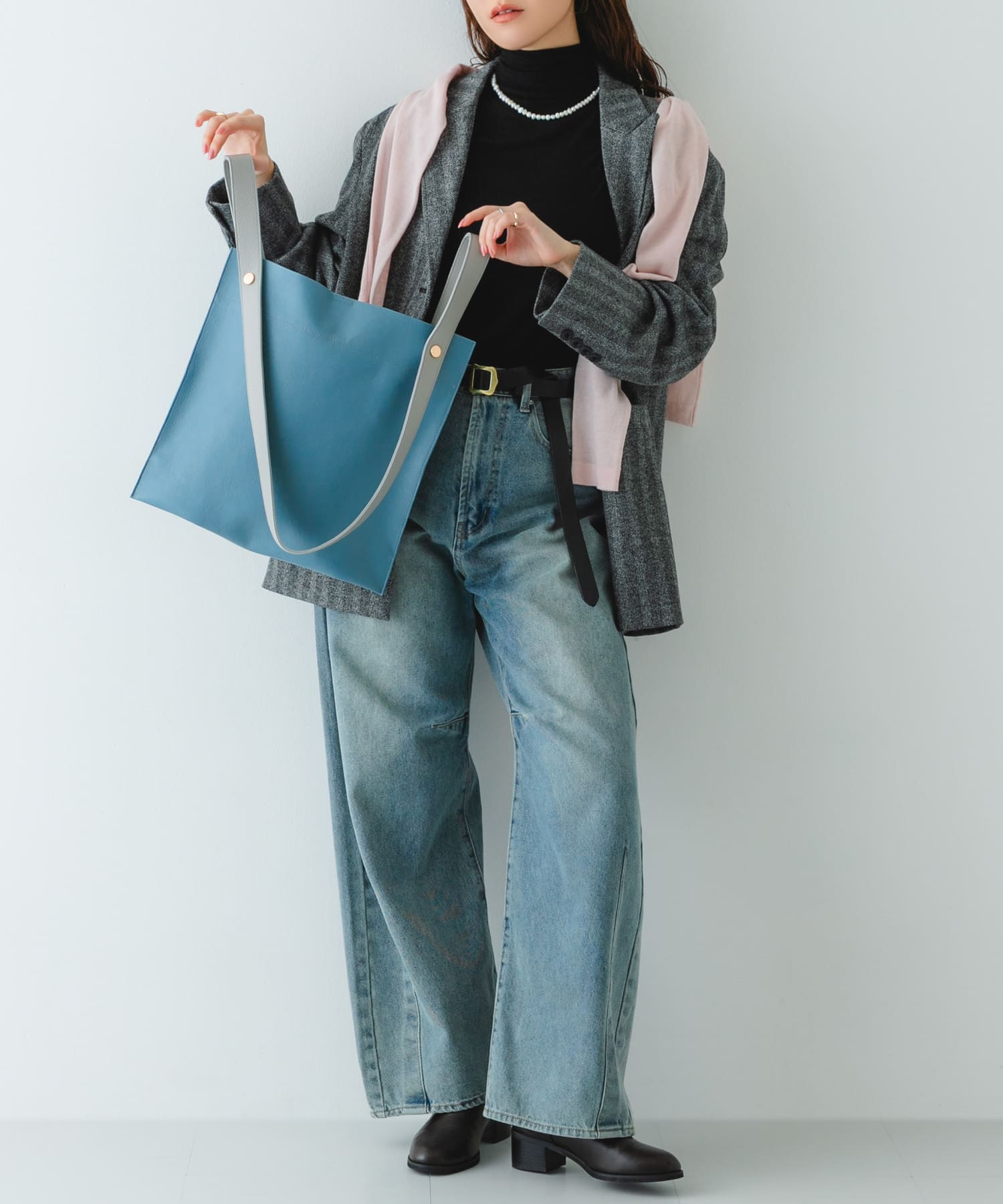 『一部別注カラー』BEAURE　カウレザー2デザインベルトバッグ SAXxGRAY one