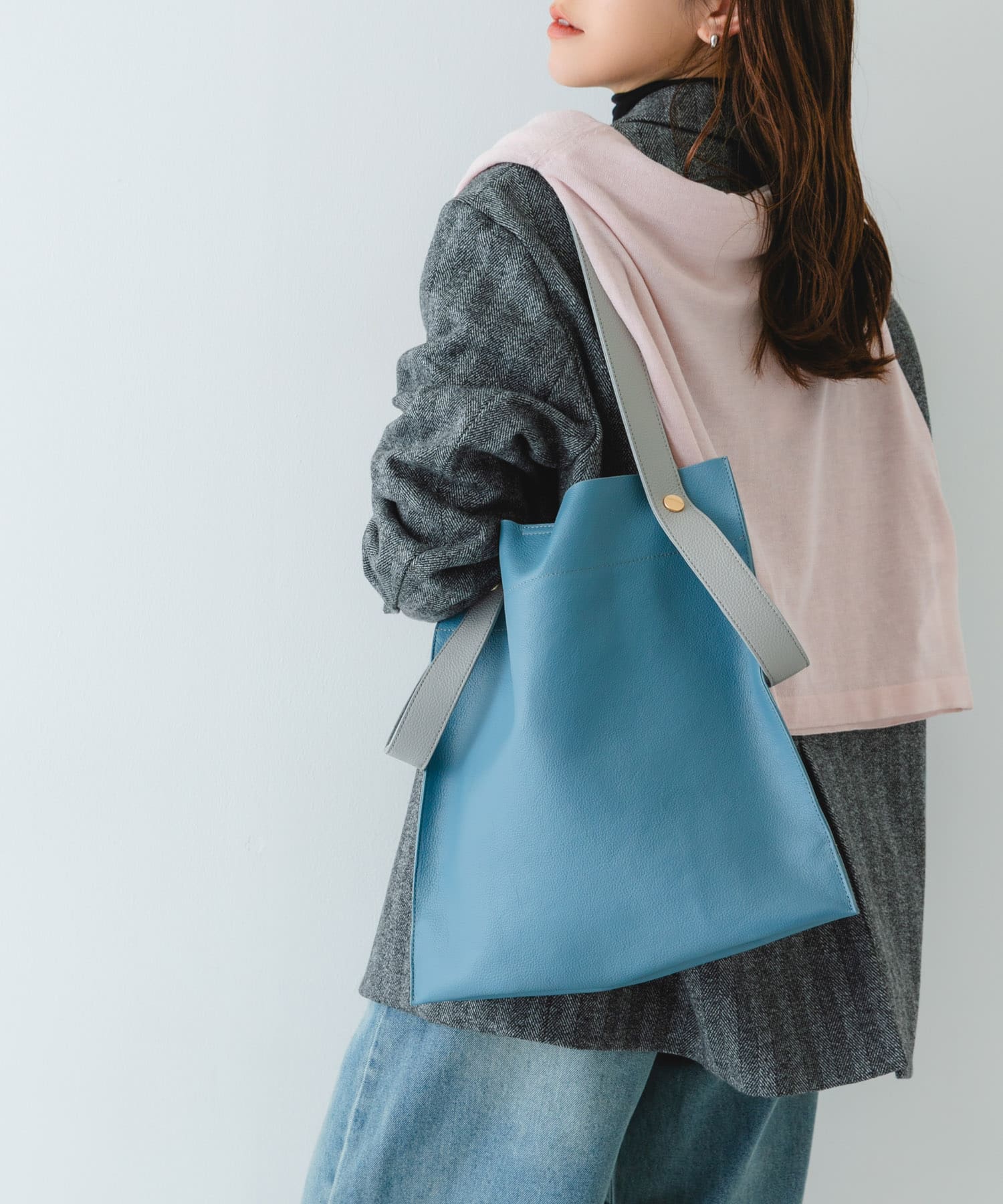 『一部別注カラー』BEAURE　カウレザー2デザインベルトバッグ SAXxGRAY one