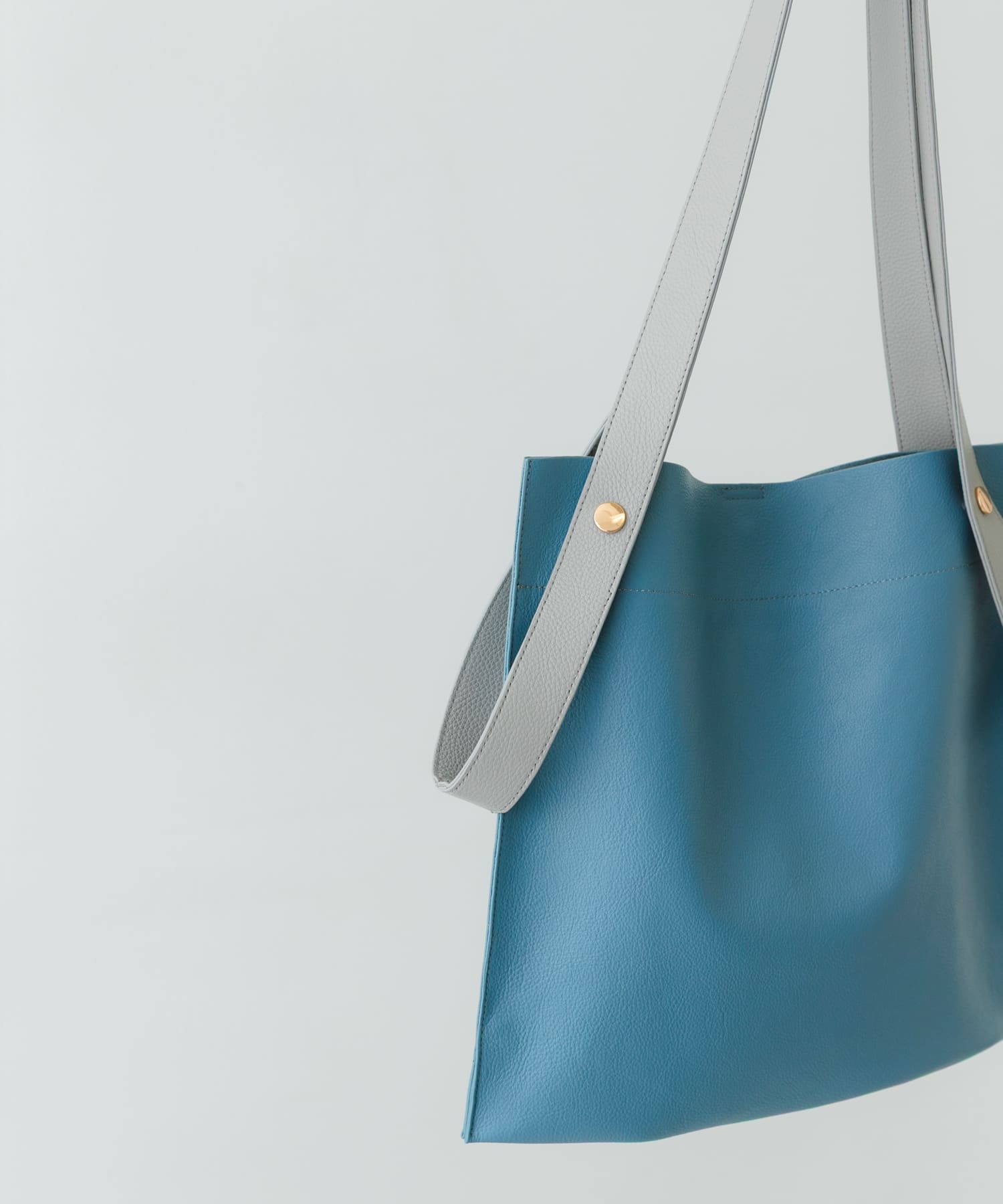 『一部別注カラー』BEAURE　カウレザー2デザインベルトバッグ SAXxGRAY one