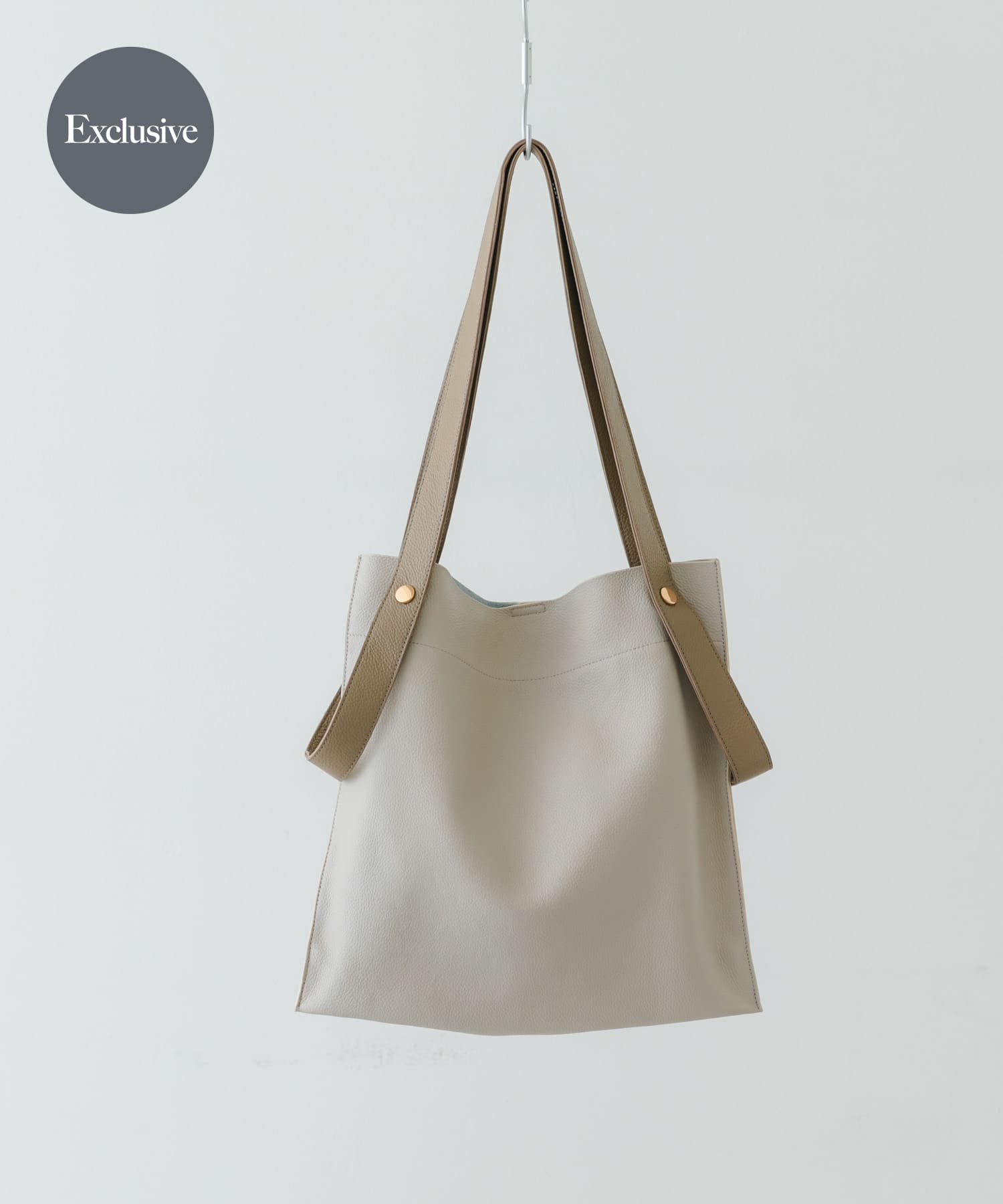 『一部別注カラー』BEAURE　カウレザー2デザインベルトバッグ IVORYxGRG one