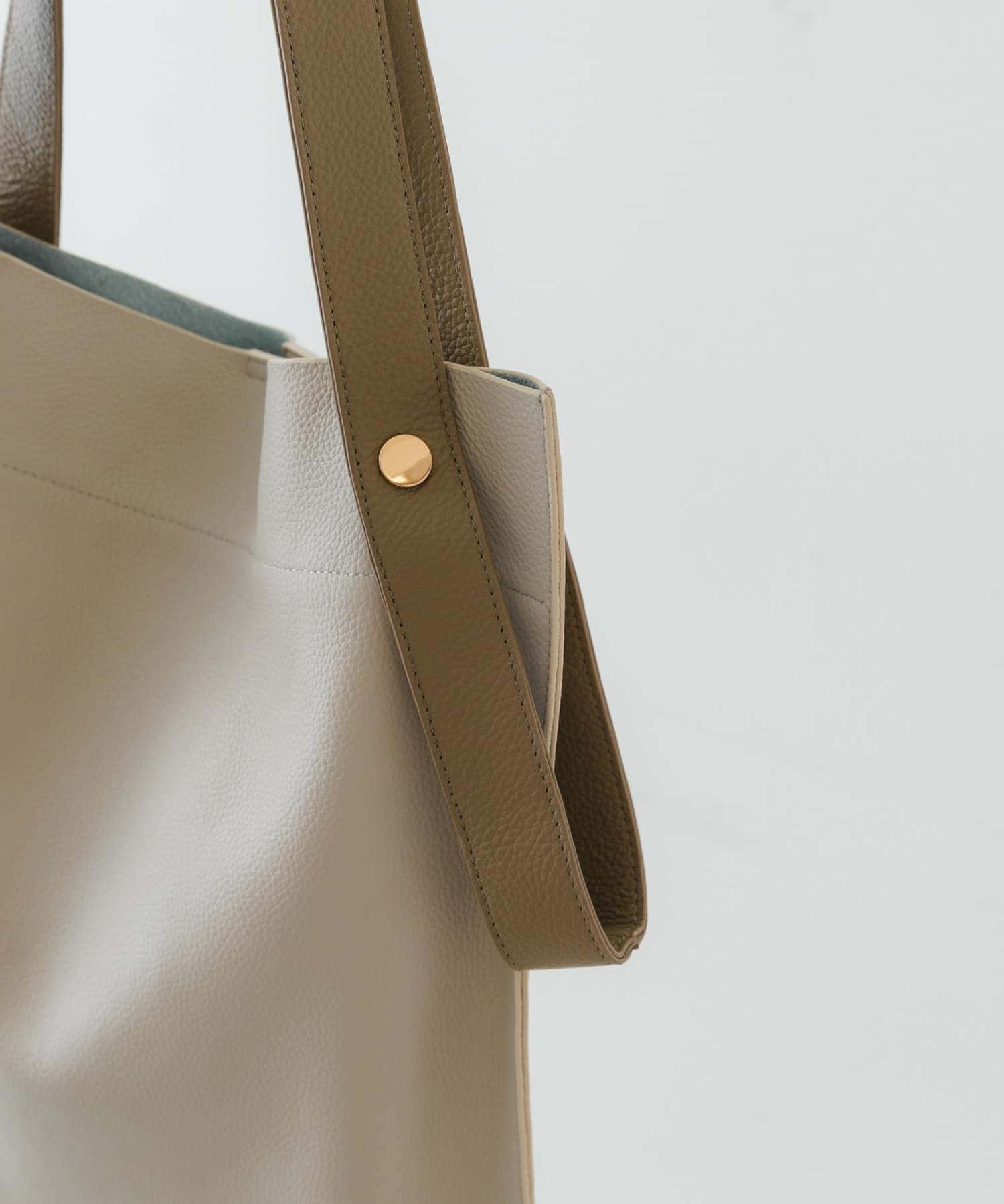 『一部別注カラー』BEAURE　カウレザー2デザインベルトバッグ IVORYxGRG one