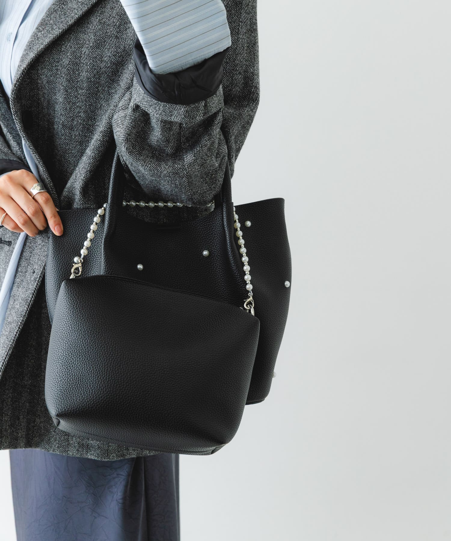 インバッグ付パールバッグ BLACK one
