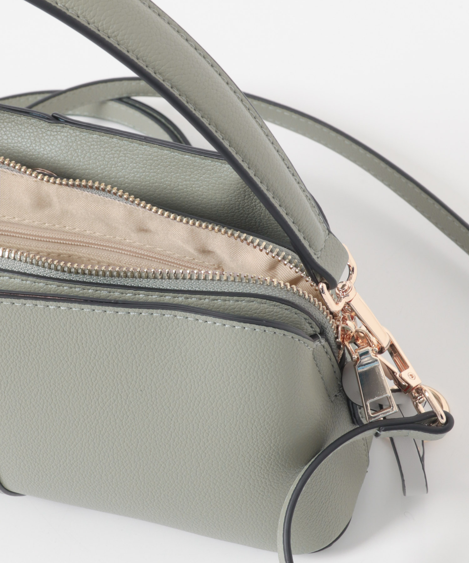 センターステッチショルダーバッグ MINT one