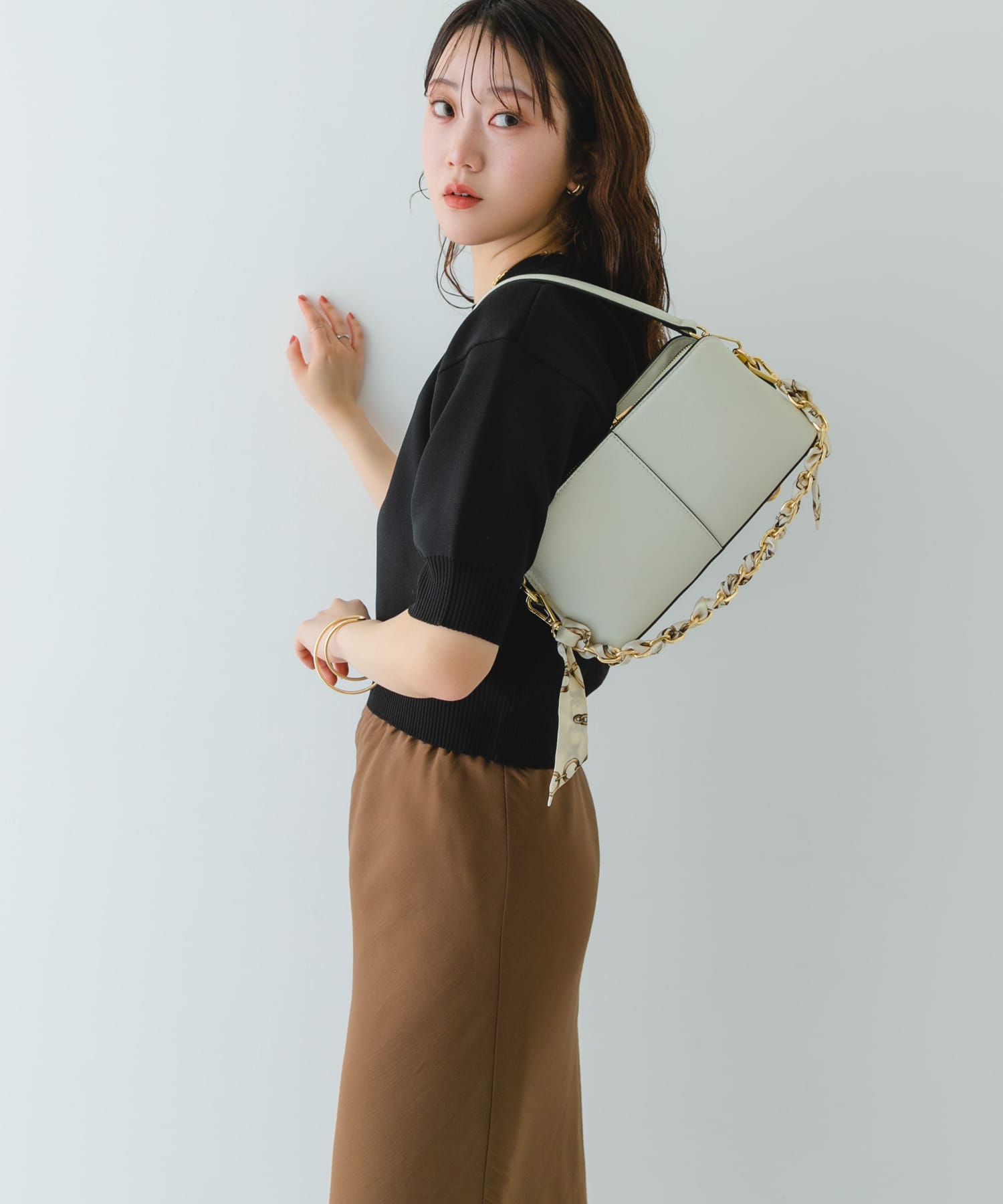 センターステッチショルダーバッグ MILK one