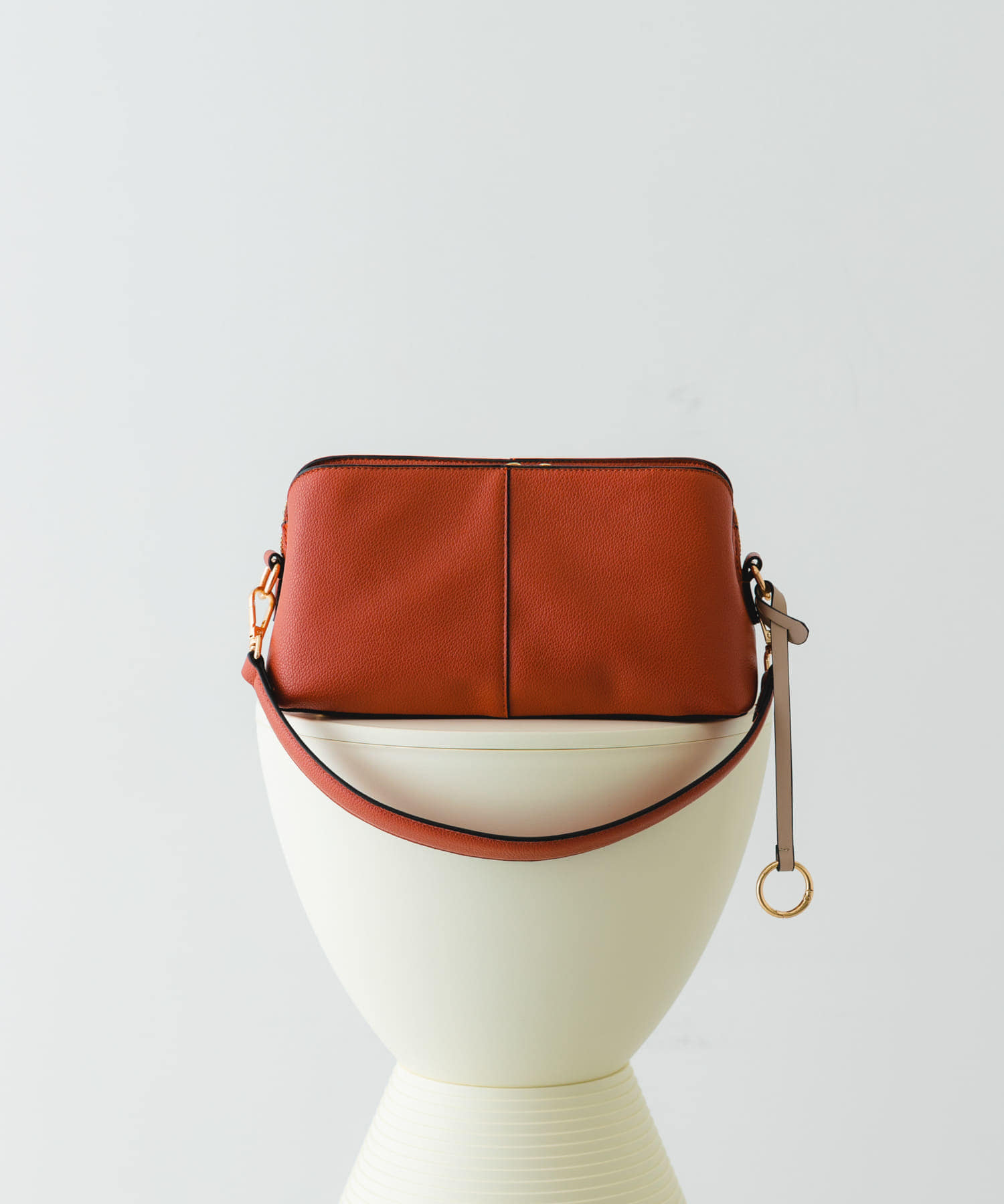 センターステッチショルダーバッグ ORANGE one