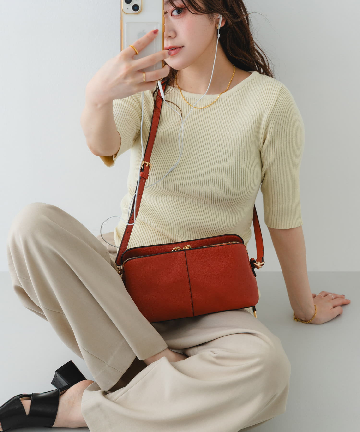センターステッチショルダーバッグ ORANGE one