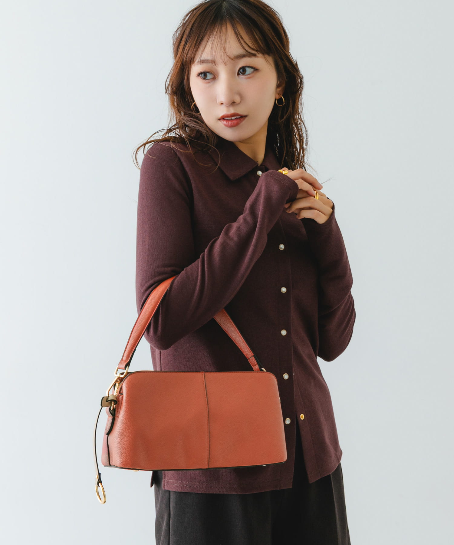 センターステッチショルダーバッグ ORANGE one
