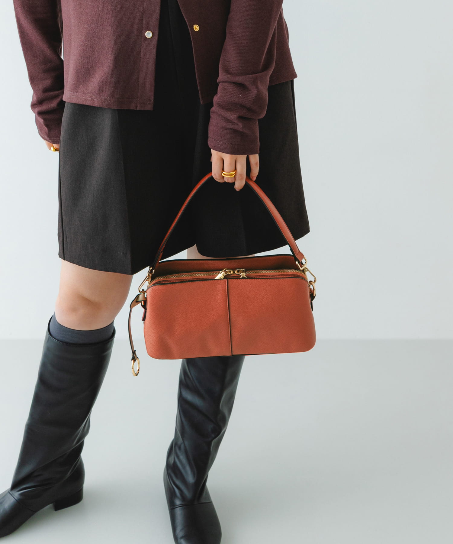 センターステッチショルダーバッグ ORANGE one