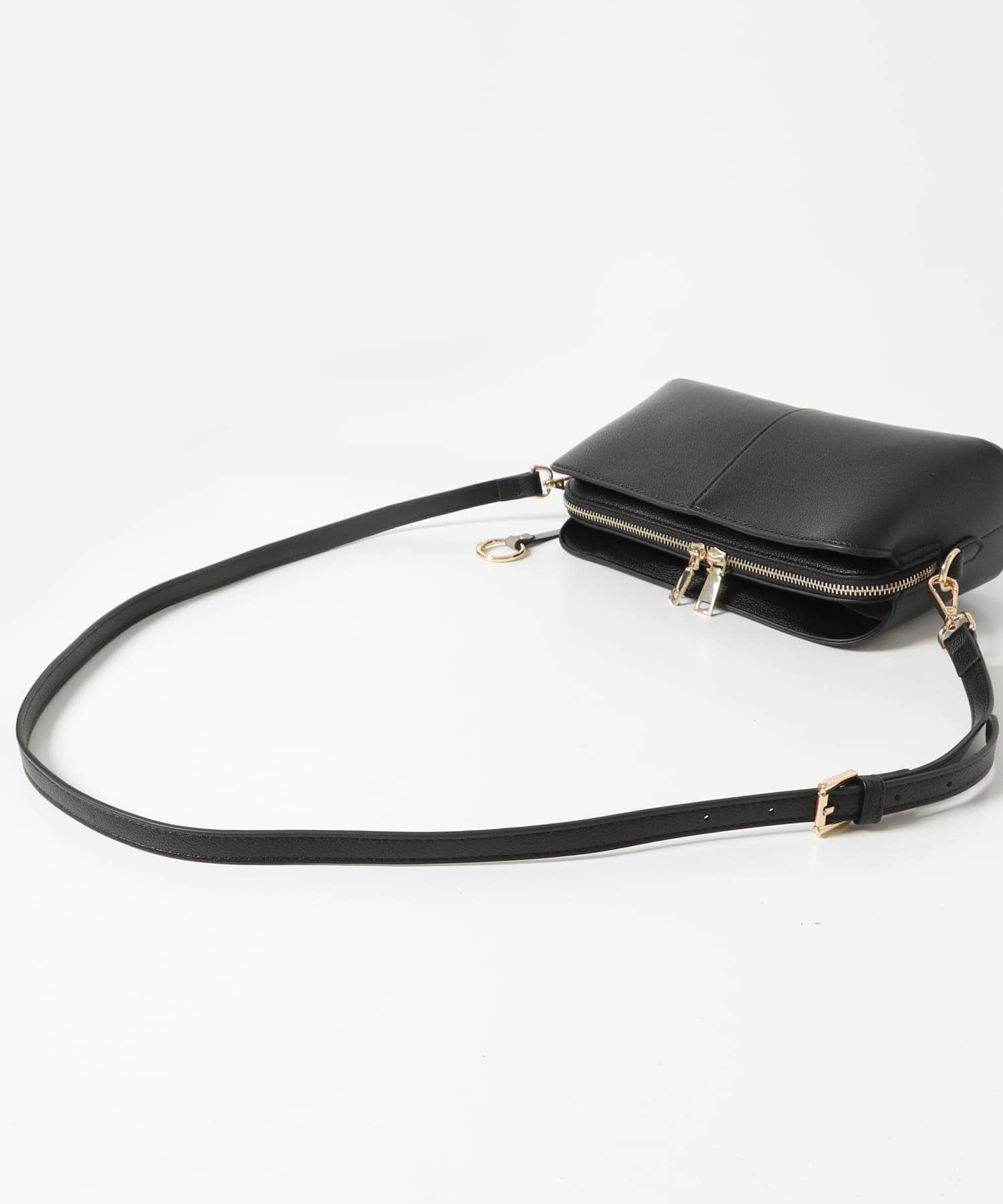 センターステッチショルダーバッグ BLACK one