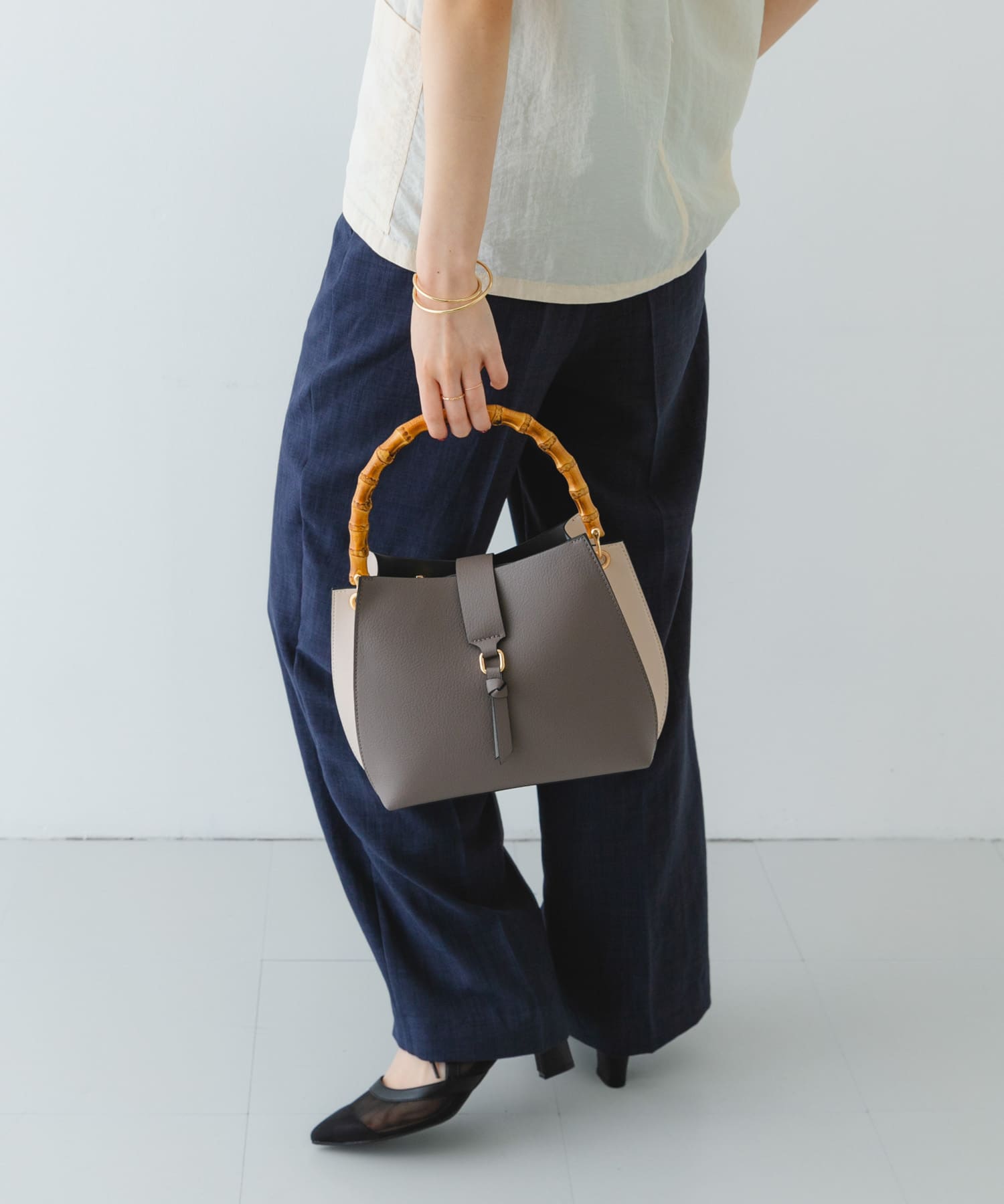 バンブーワンハンドルバッグ GRYxOFF one
