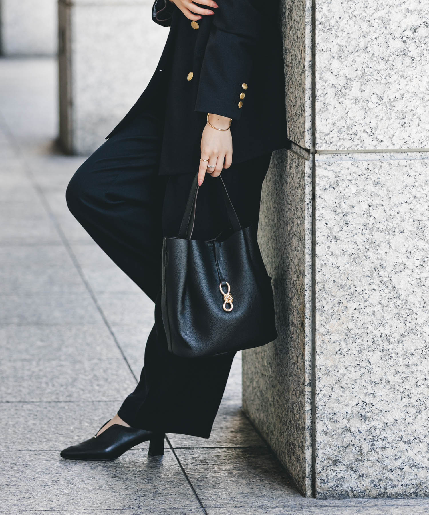 3WAYメタルリボントートバッグ BLACK one