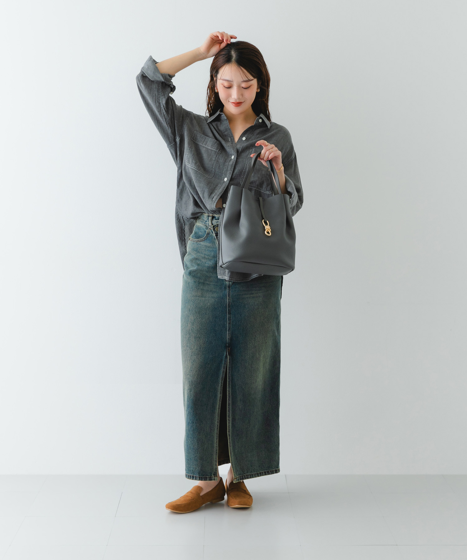 3WAYメタルリボントートバッグ GRAY one