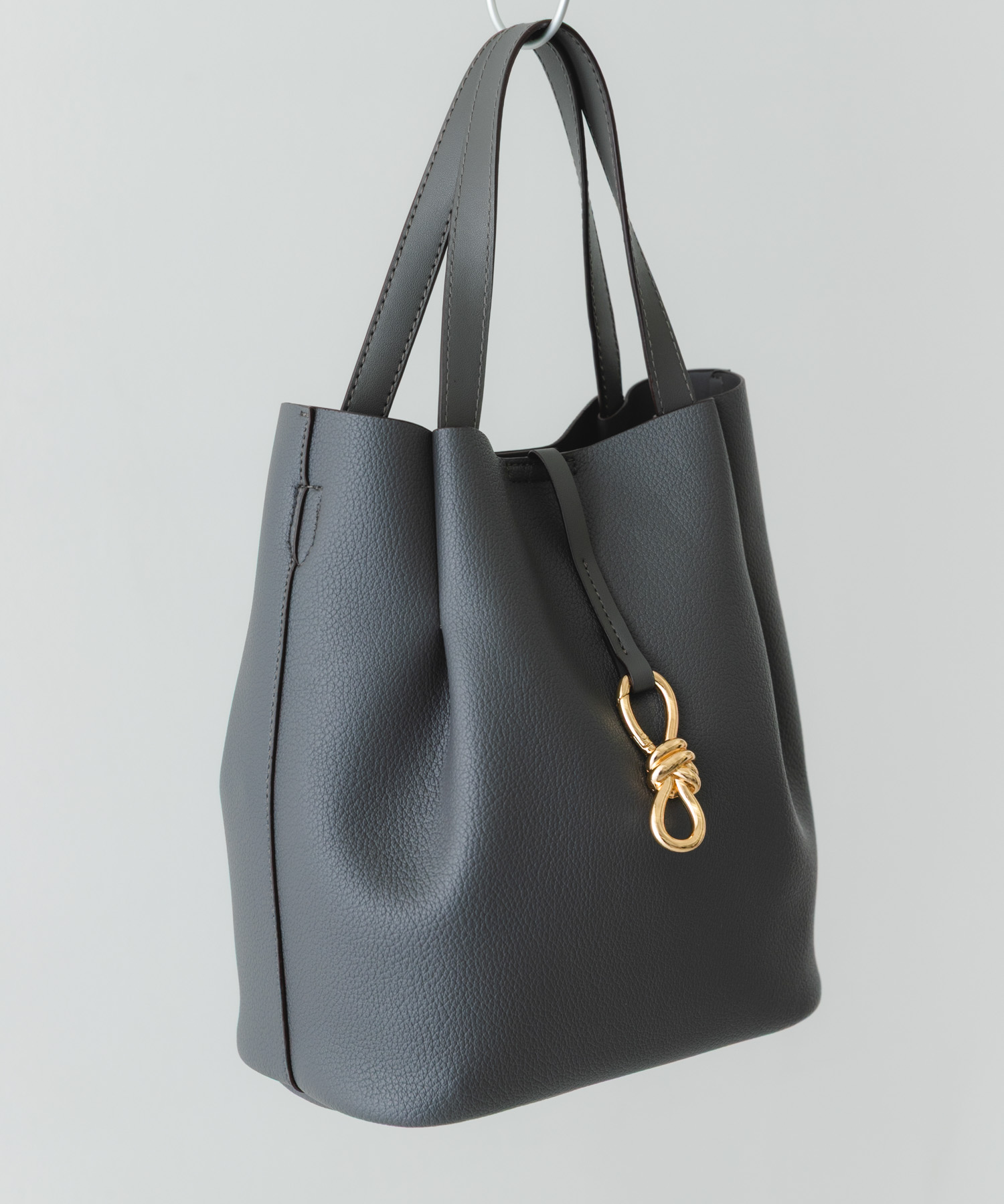 3WAYメタルリボントートバッグ GRAY one