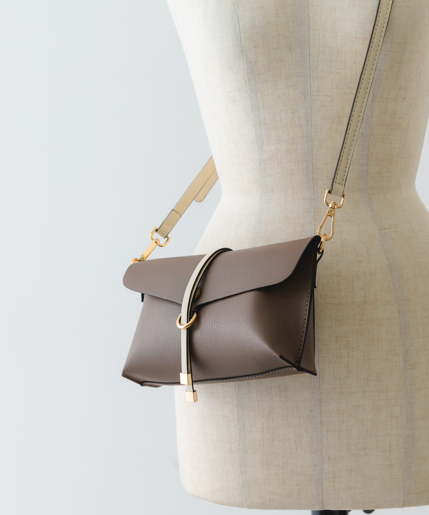 横型モバイルポシェット