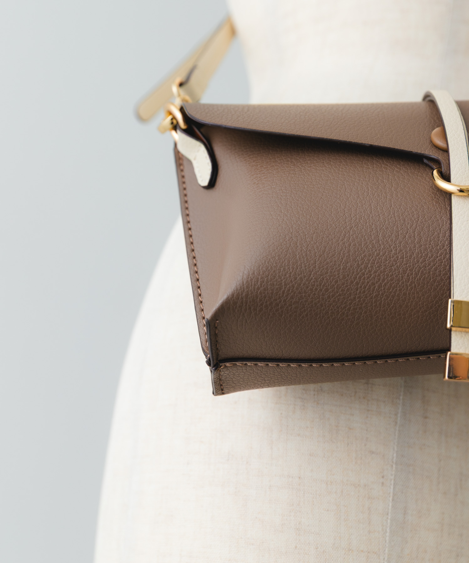 横型モバイルポシェット TAUPExOFF one