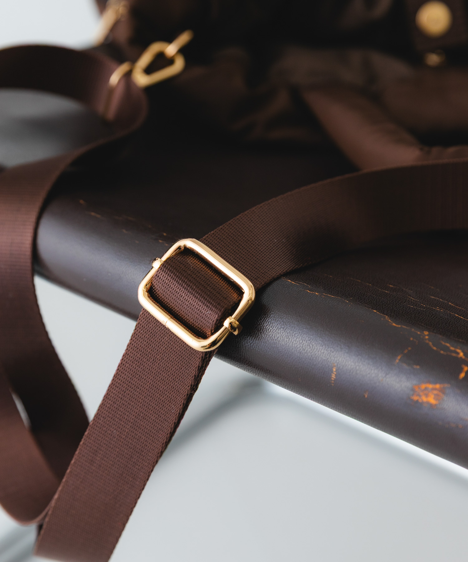 パテッドベルトバッグ BROWN one