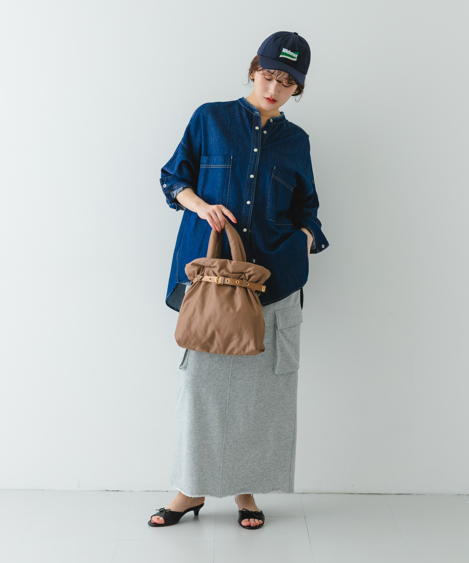 パテッドベルトバッグ BEIGE one