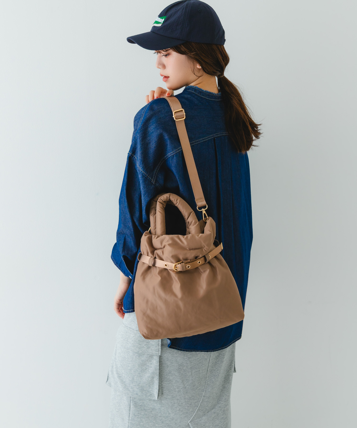 パテッドベルトバッグ BEIGE one