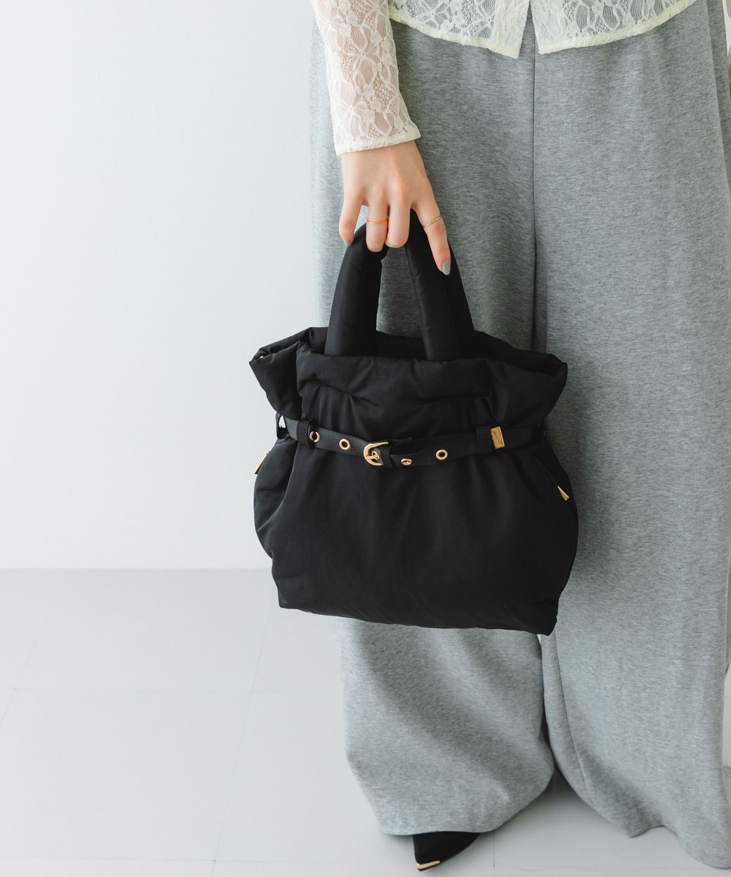 パテッドベルトバッグ BLACK one