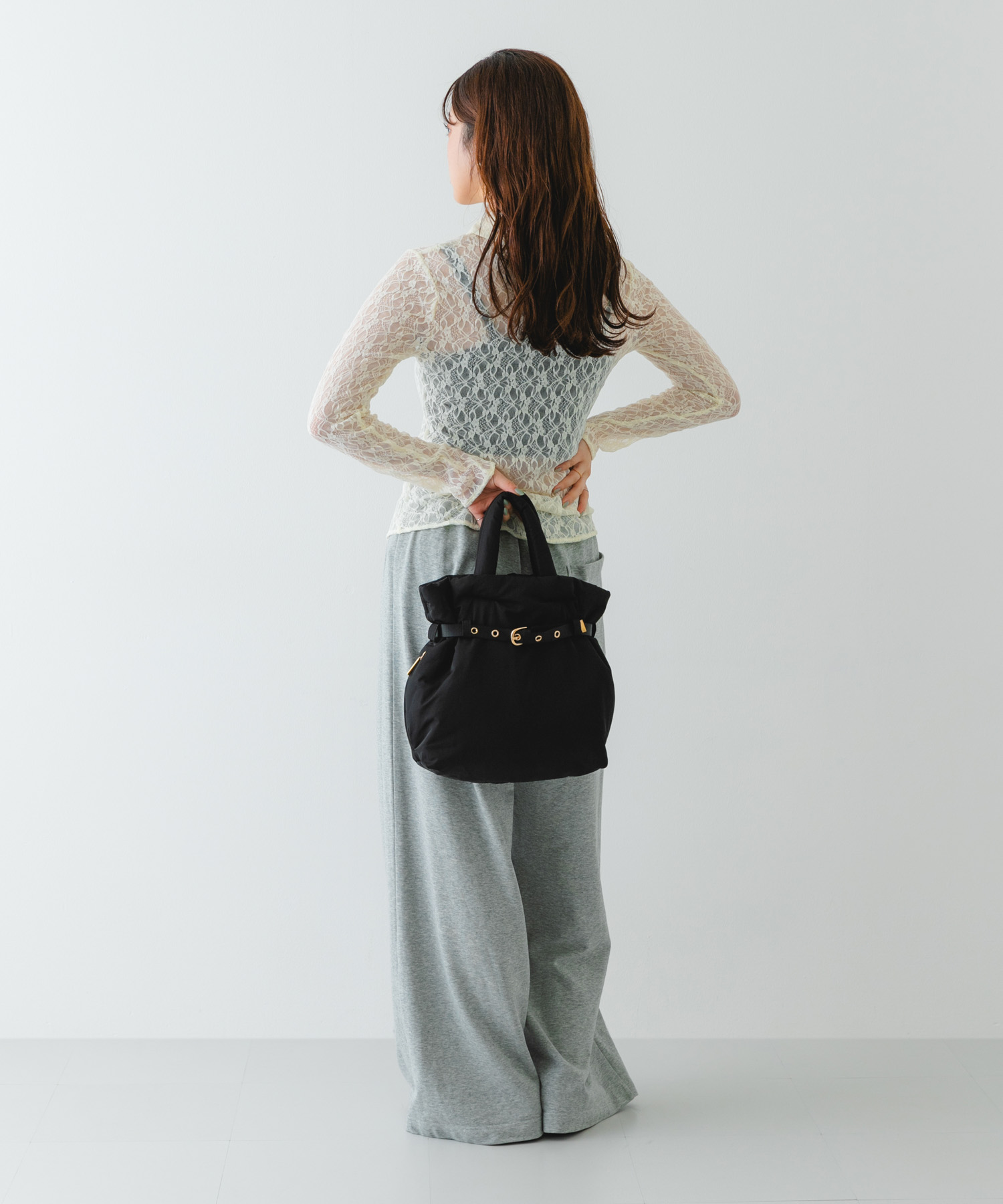 パテッドベルトバッグ BLACK one