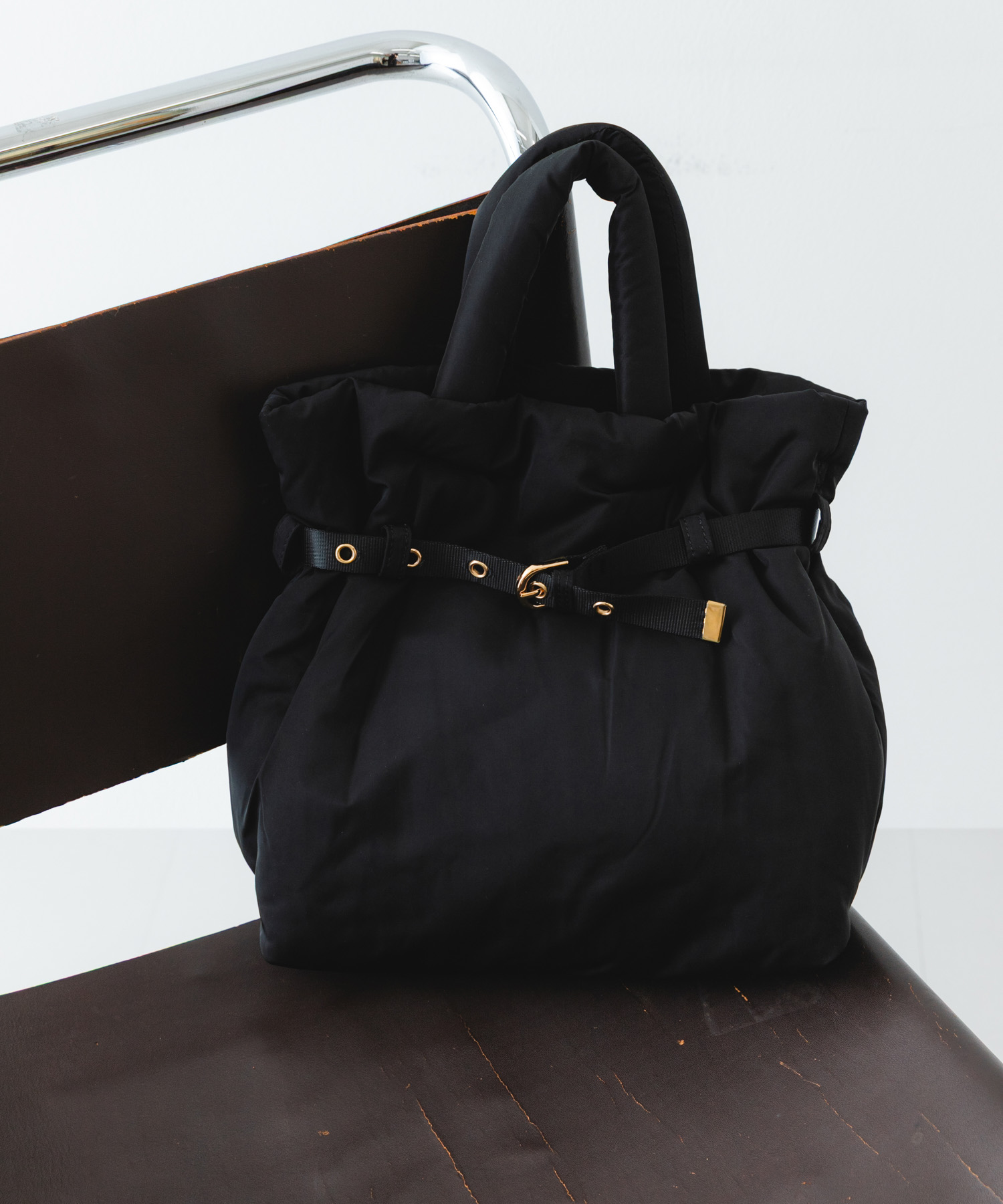 パテッドベルトバッグ BLACK one