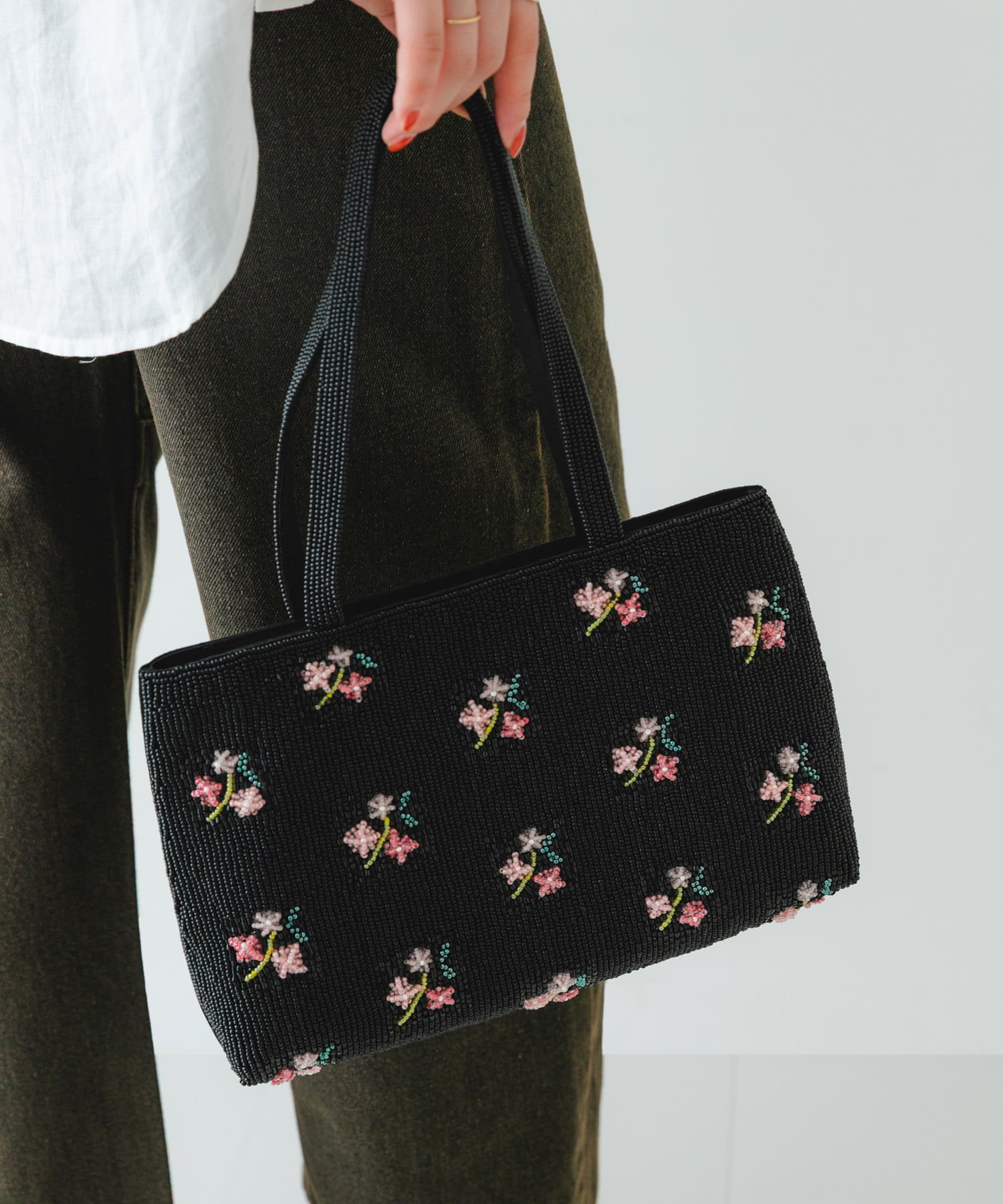 インド刺繍ビーズバッグ BLACK one