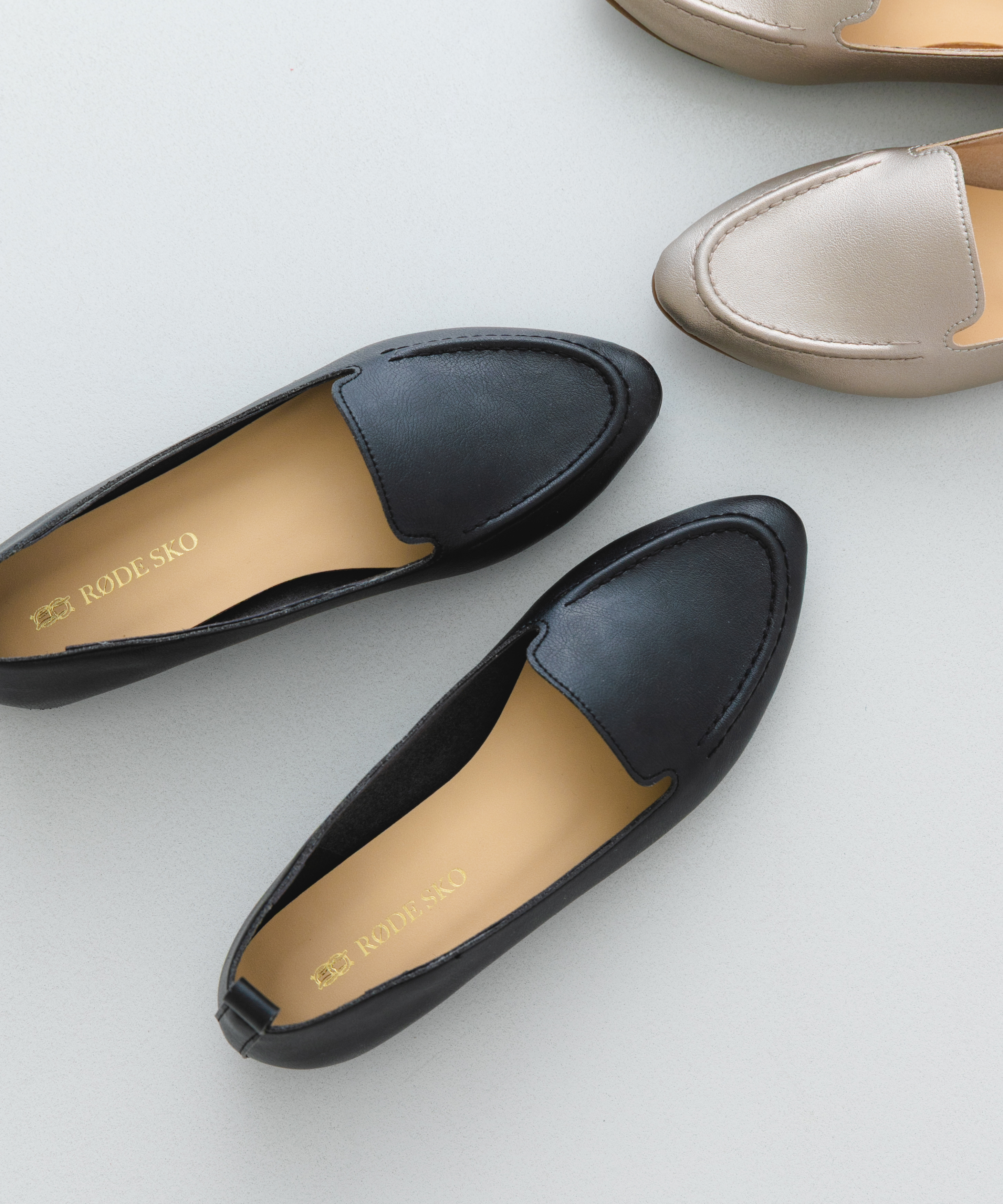 『WEB限定』『MADE IN JAPAN』やわらかスリッポン