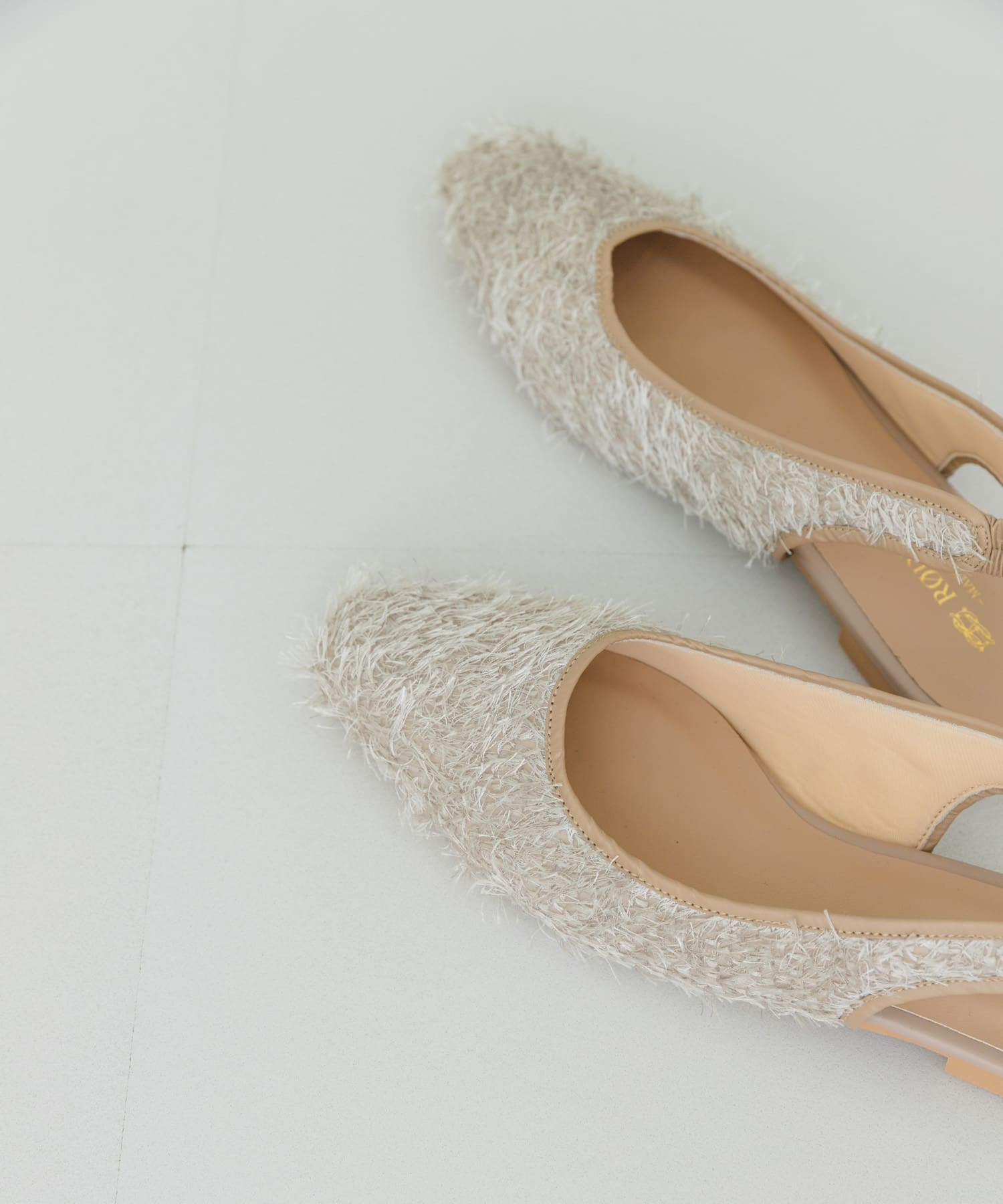 『MADE IN JAPAN』ヘアリーバックストラップミュール BEIGE 37