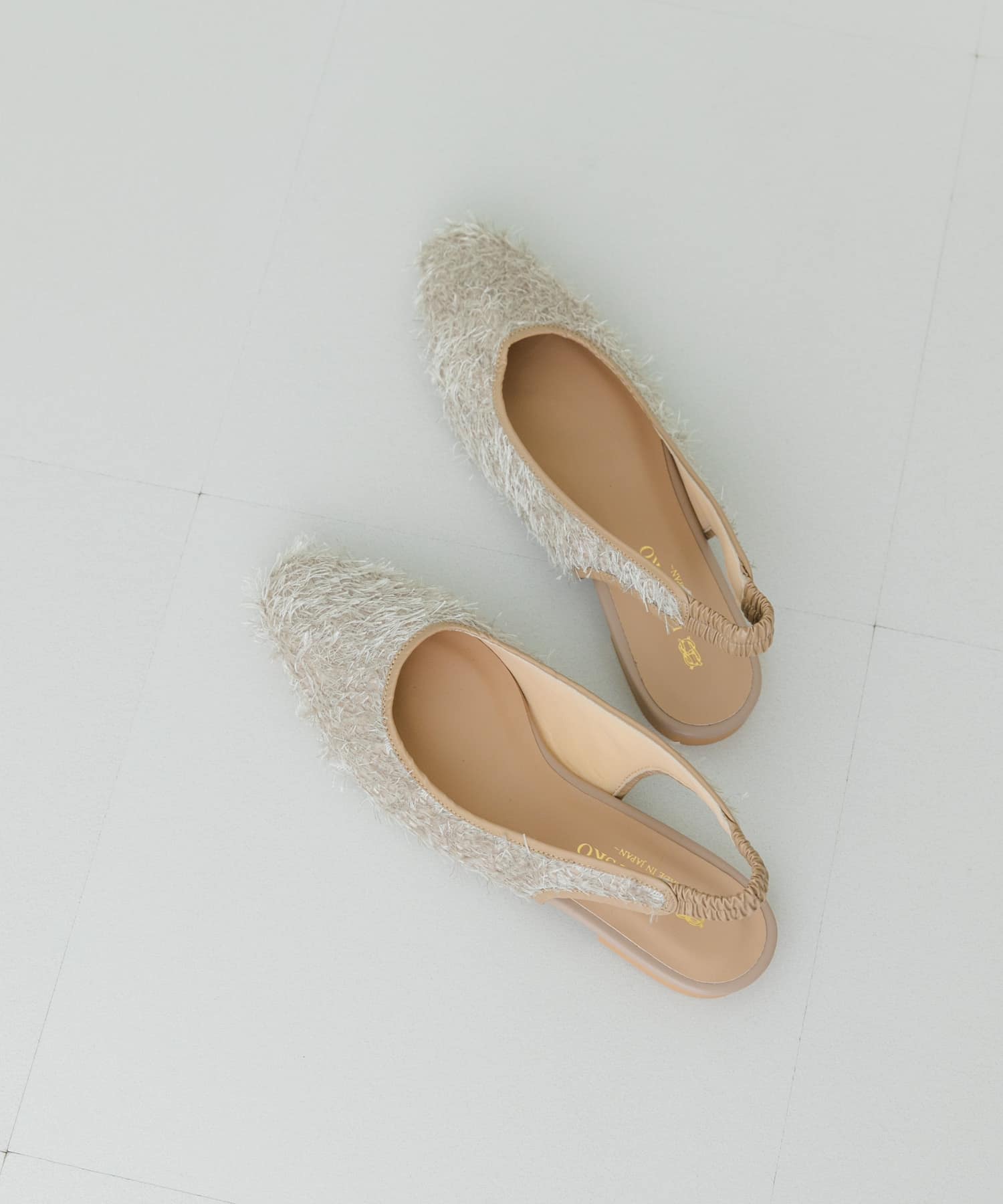『MADE IN JAPAN』ヘアリーバックストラップミュール BEIGE 37