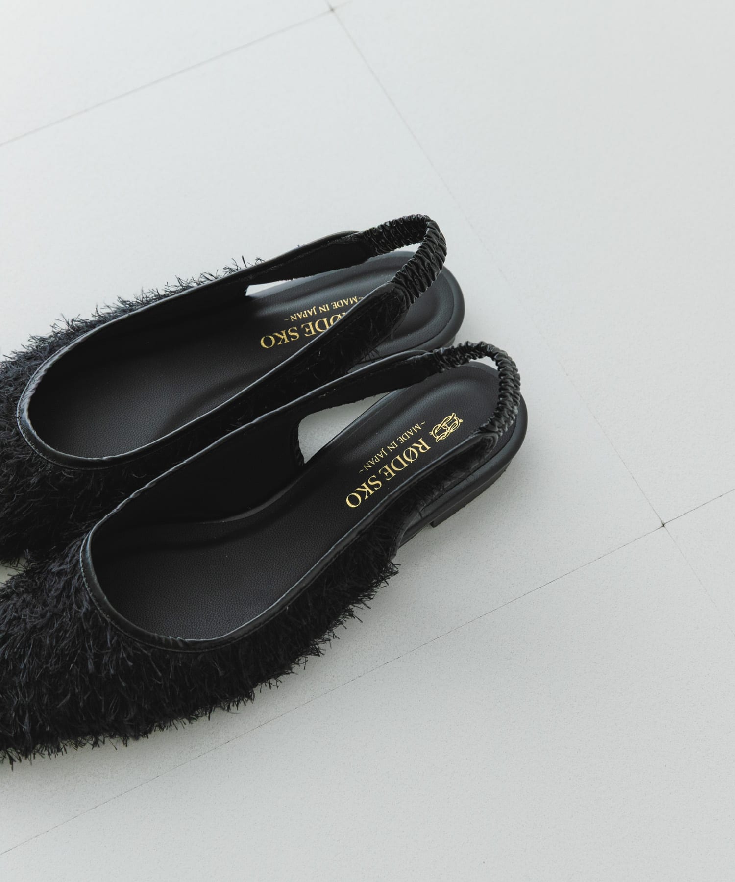 『MADE IN JAPAN』ヘアリーバックストラップミュール BLACK 36