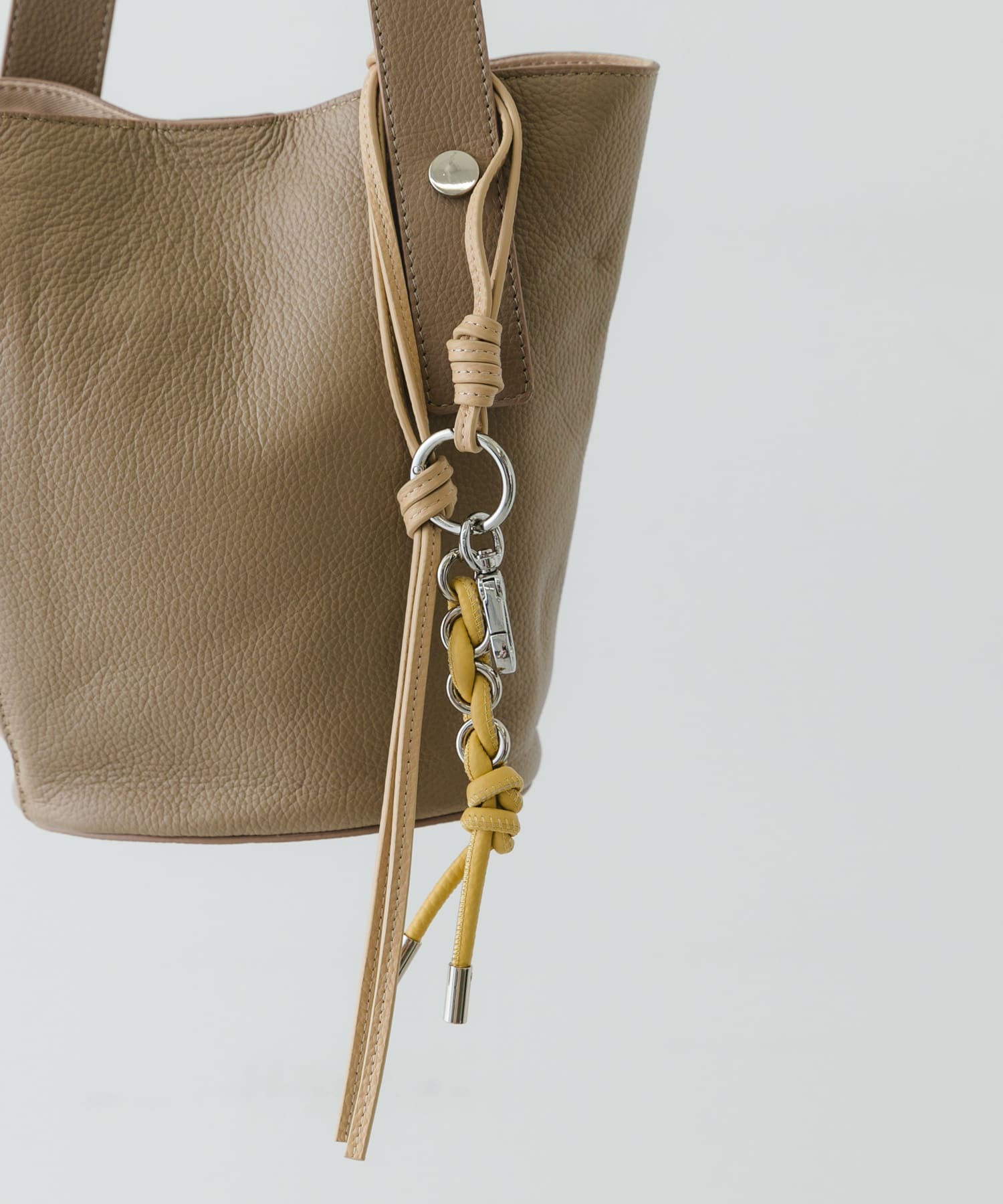 『別注』BEAURE×RODESKO　レザーチャーム BEIGE one