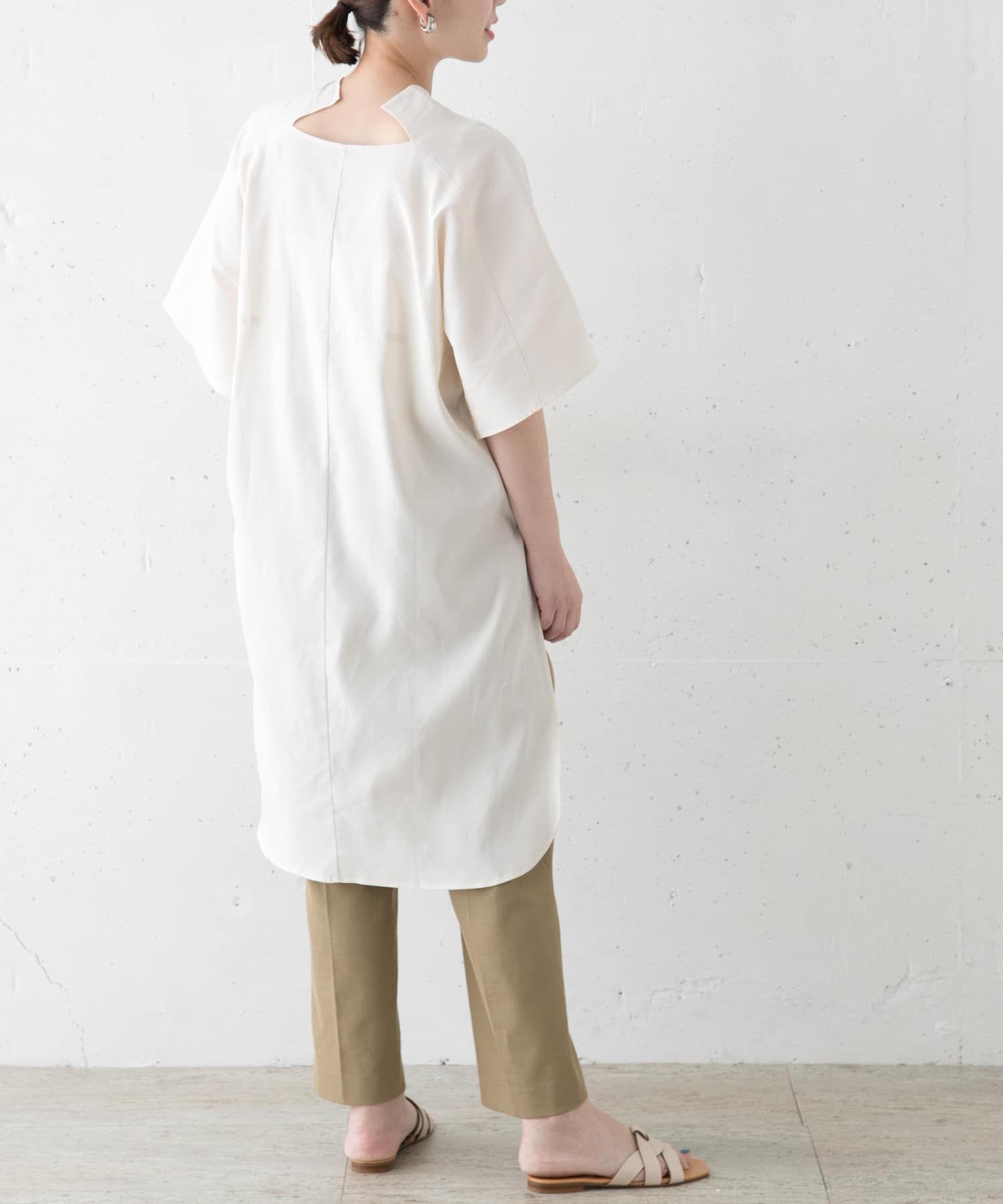 FEMMENET　SHIRTS OFF WHITE 1