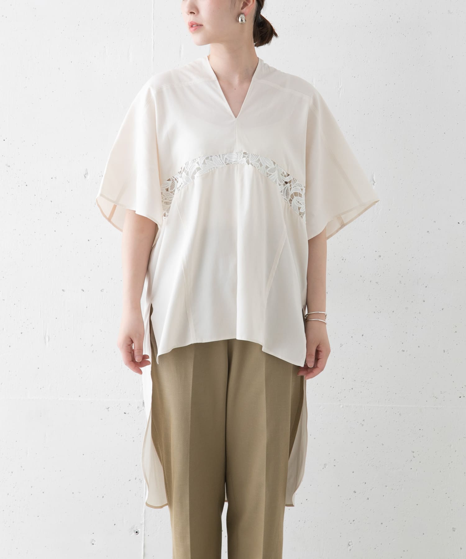 FEMMENET　SHIRTS OFF WHITE 1
