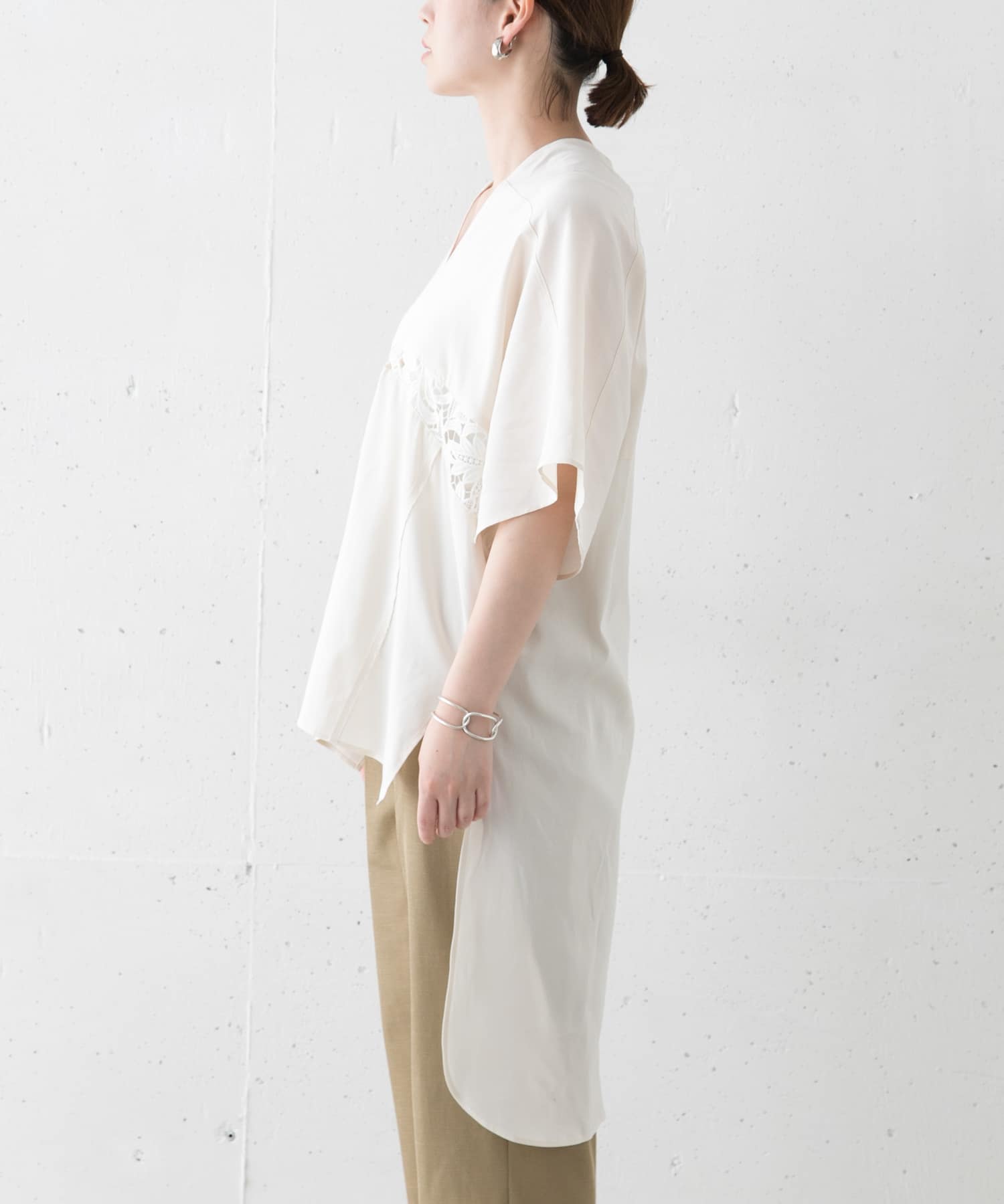 FEMMENET　SHIRTS OFF WHITE 1