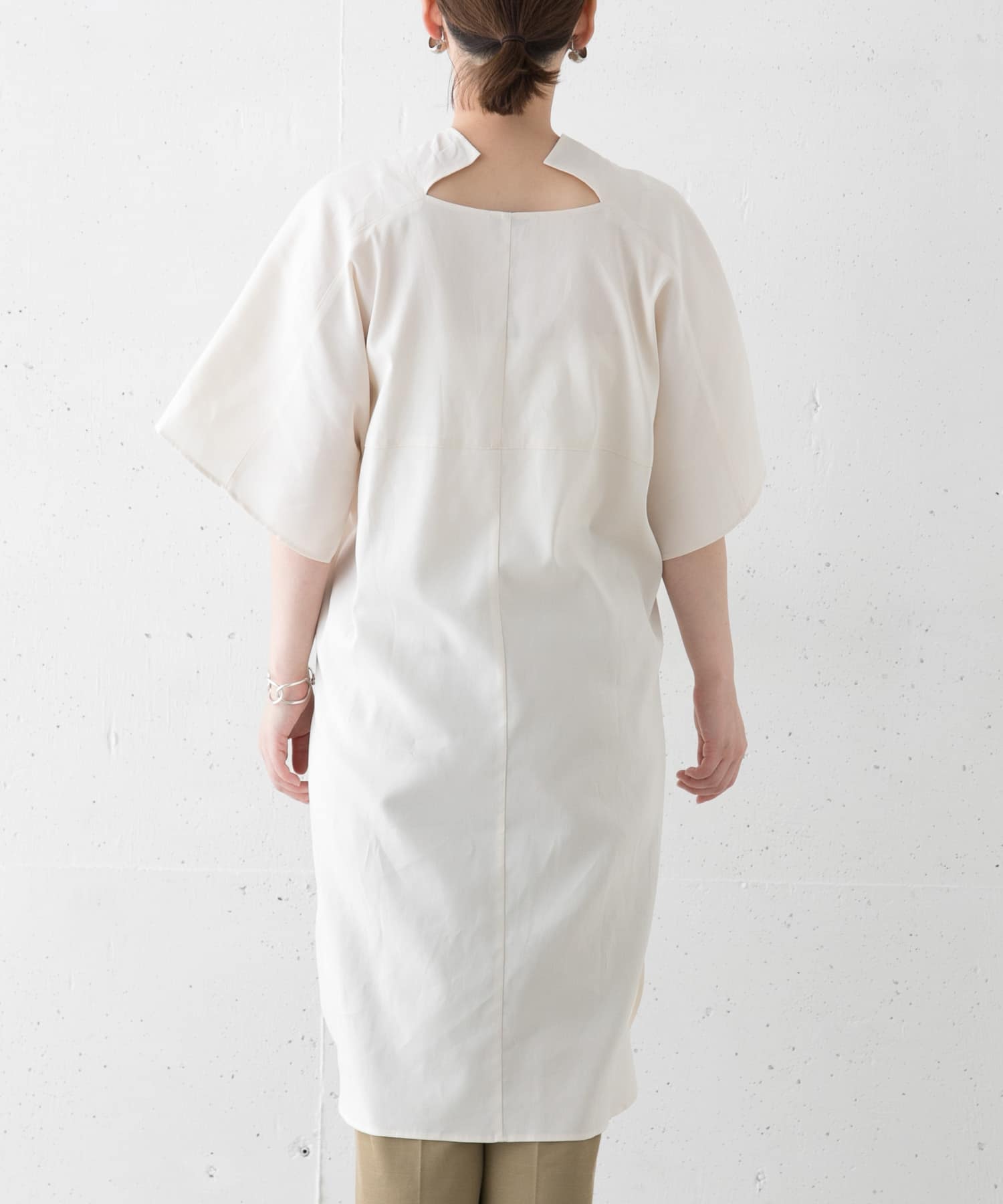 FEMMENET　SHIRTS OFF WHITE 1