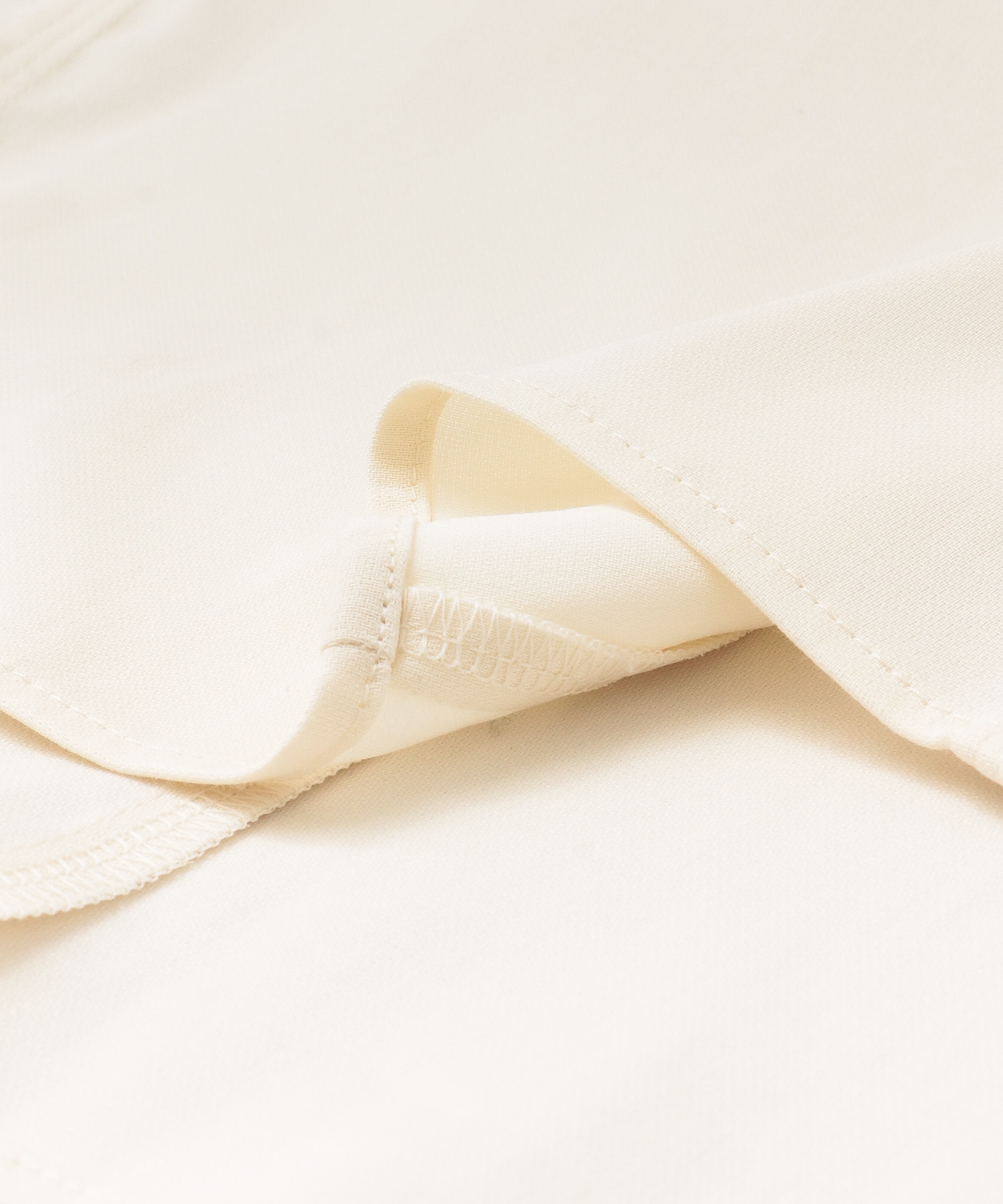 FEMMENET　SHIRTS OFF WHITE 1